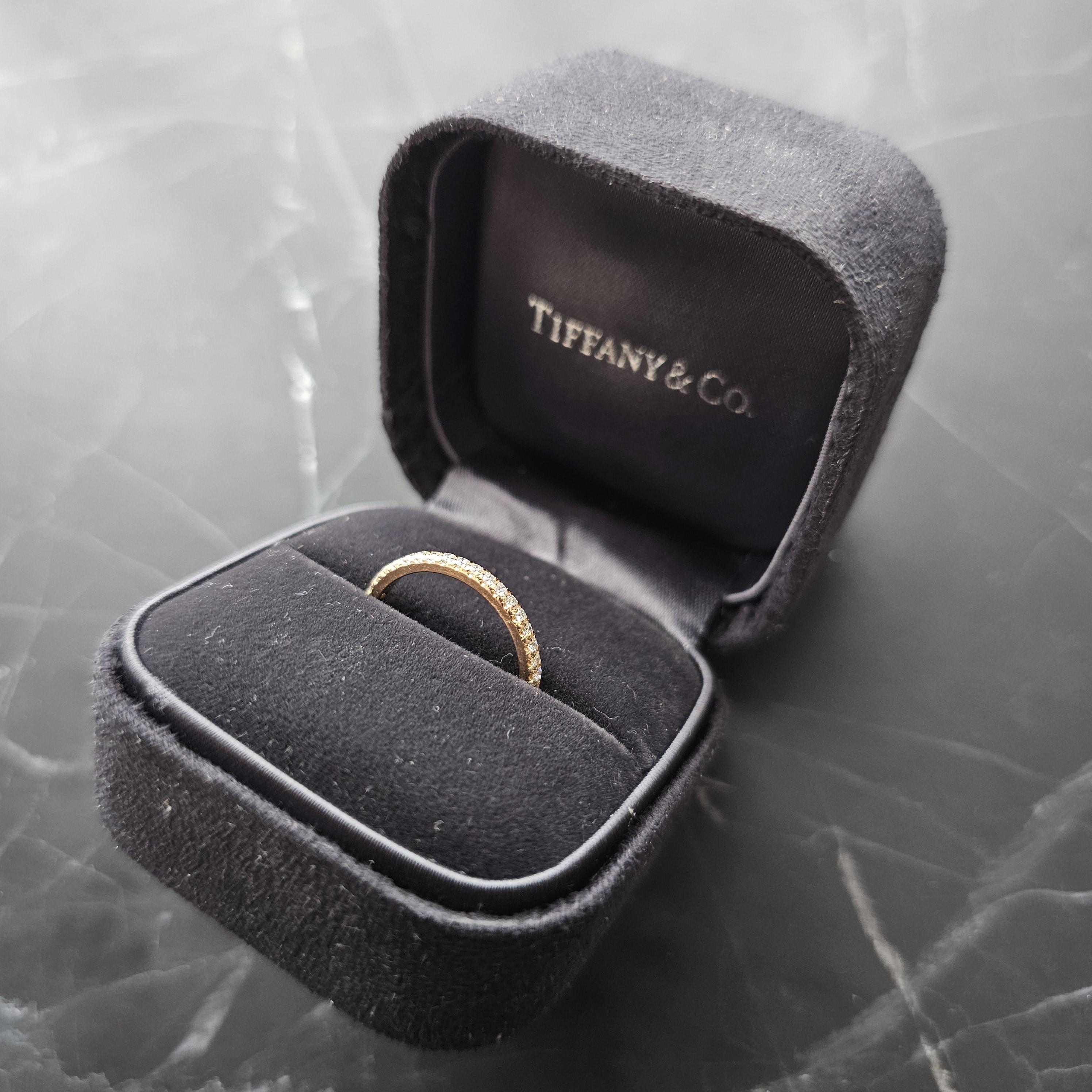 Tiffany & Co. Anello a fascia con diamanti in oro rosa 18k misura 5,5 ~.42ctw in vendita 6