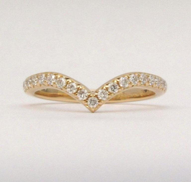 TIFFANY and Co. 18K Rosegold Diamant Soleste V Ring 4 5 im Angebot bei 1stDibs