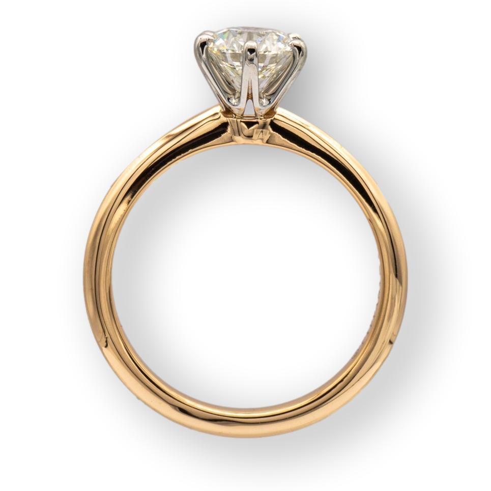 Tiffany & Co. 18K Rose Gold Round Diamond 1.01ct ISI1 Engagement Ring W/Receipt In Excellent Condition In New York, NY