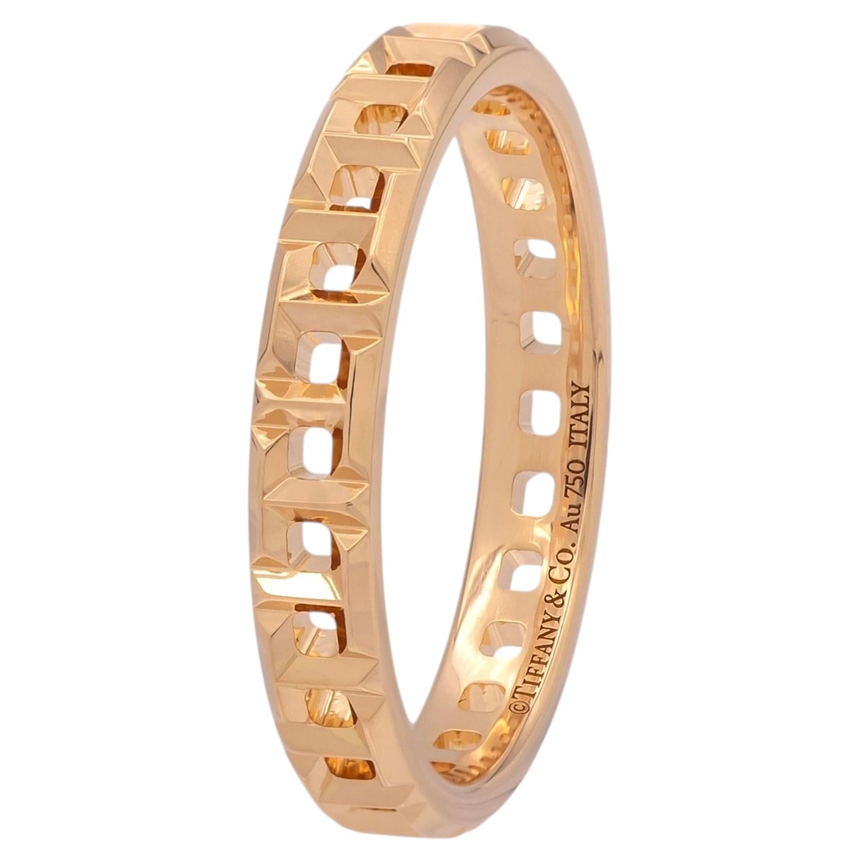Tiffany & Co. Ring aus 18 Karat Roségold, Modell „T True Narrow Band“, Größe 8