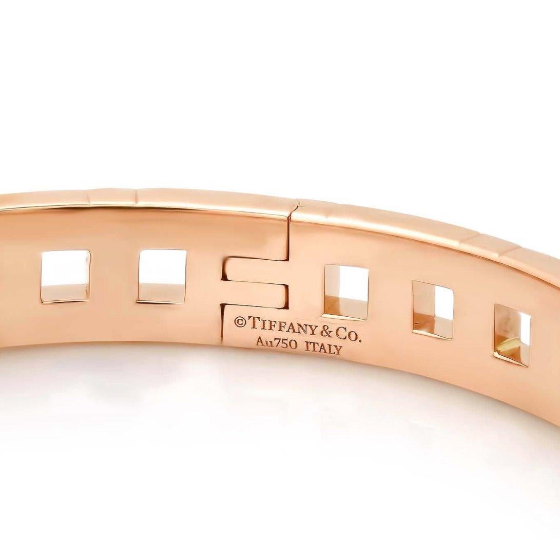 TIFFANY & Co. 18K Rose Gold T True Narrow Hinged Bangle For Sale 1