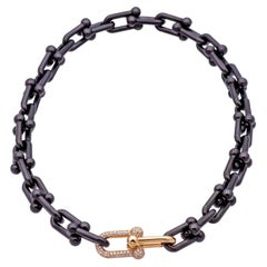 Tiffany & Co. Collier à maillons durs en or rose 18 carats, titane pavé de diamants 1,60 carat