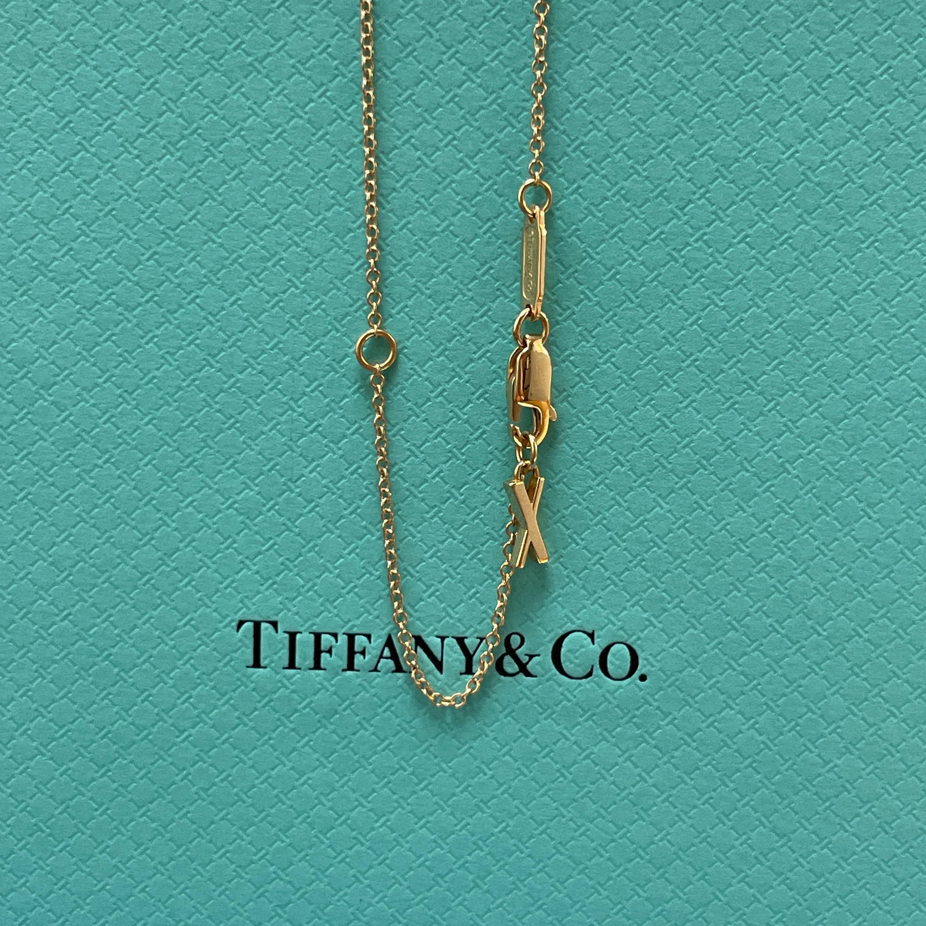 Collier à pendentif ouvert X en or rose 18k de Tiffany & Co. en vente 2