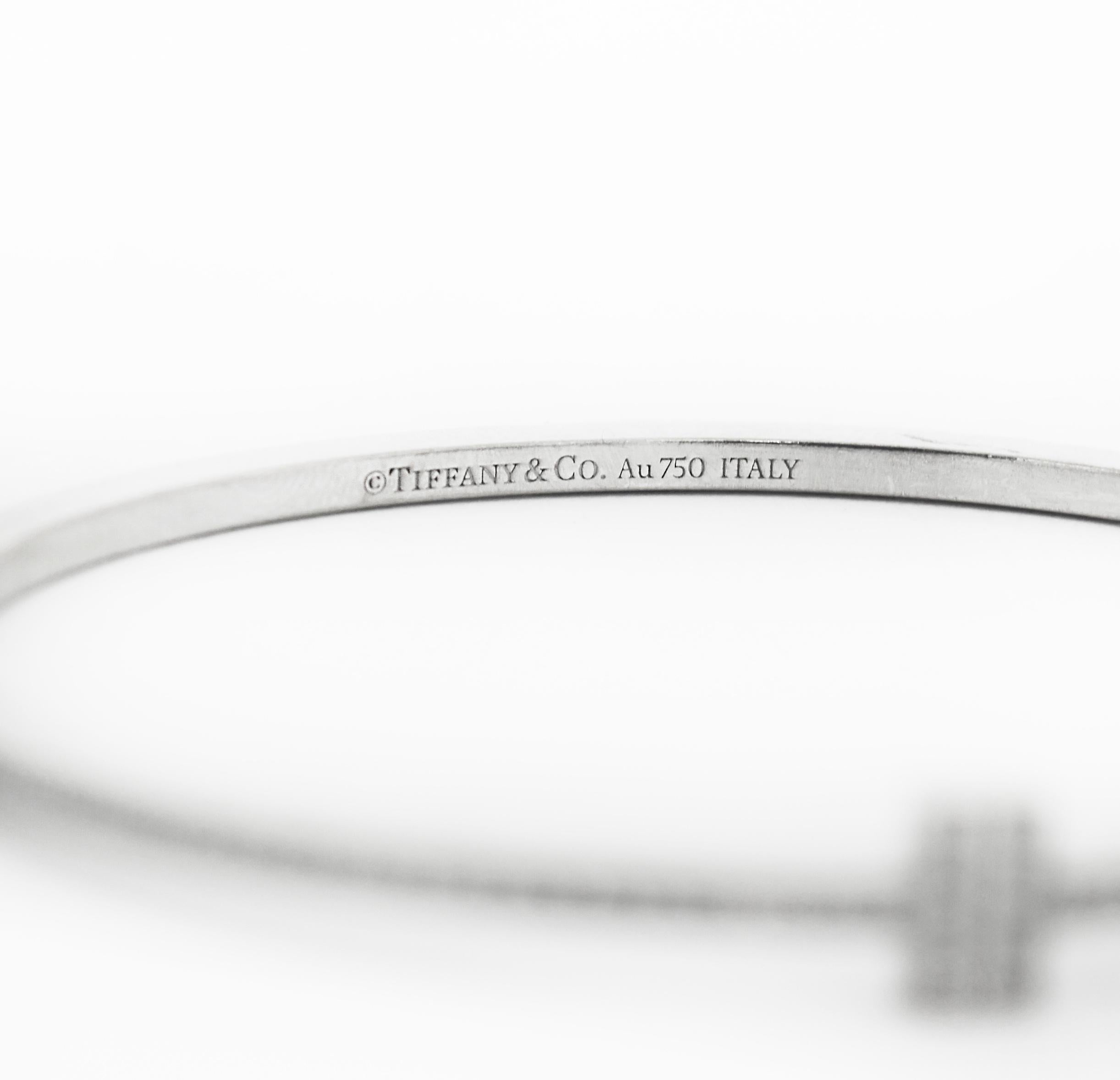 Tiffany & Co. 18K Tiffany T Diamant-Armreif mit Scharnier aus Draht mit Scharnier für Damen oder Herren im Angebot