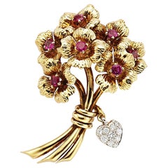 Broche Bouquet en or bicolore 18k de Tiffany & Co. avec rubis de 0,50ct et diamant de 0,25ct