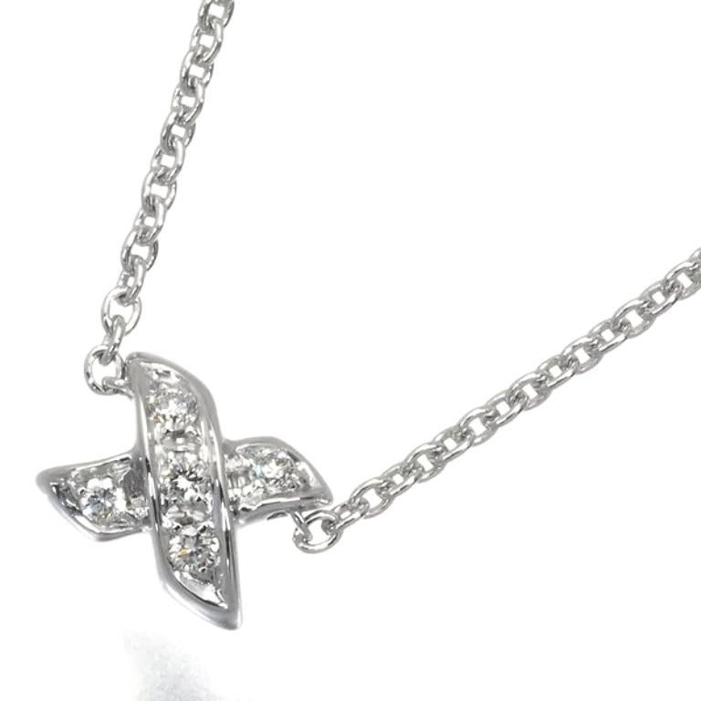 Golding Co. Collier Stitch by Stitch en or blanc 18 carats avec diamant de 0,05 carats

Métal : Or blanc 18K
Chaîne : 16