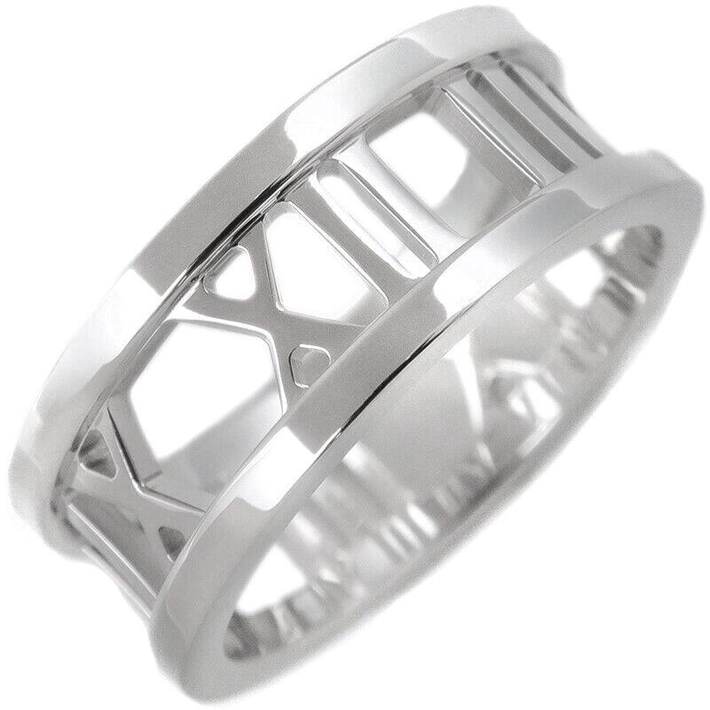 TIFFANY & Co. 18K White Gold Atlas Open Ring 7.5

Metal: 18K White Gold 
Size: 7.5 
Band Width: 7mm
Weight: 5.20 grams 
Hallmark: ATLAS © 2003 TIFFANY&CO. 750 
Condition: Excellent condition, like new


Limited edition, no longer available for sale