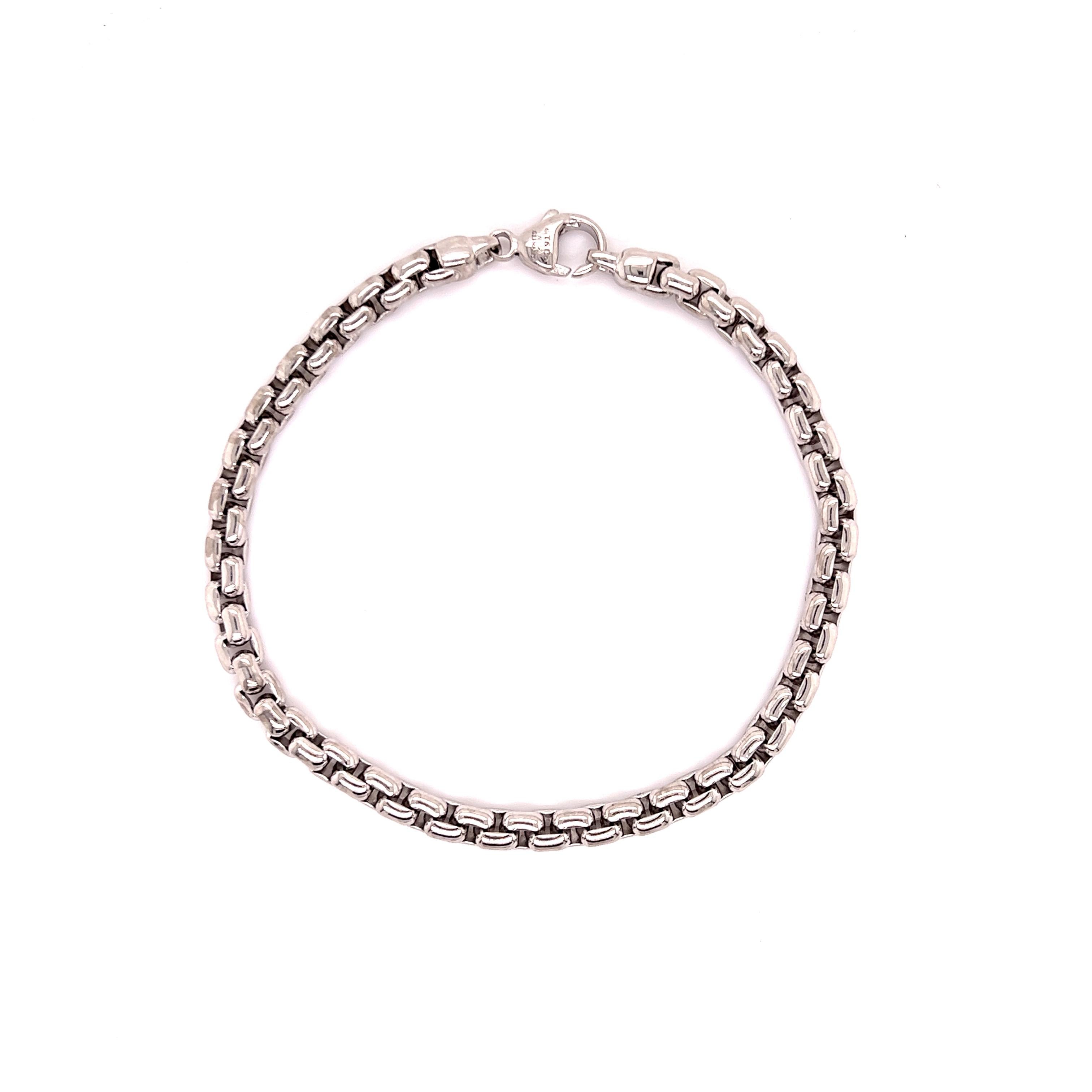Great every day bracelet from famed jewelry house Tiffany & Co. The bracelet is crafted in solid 18k white gold and is a box link design. The bracelet measures 8