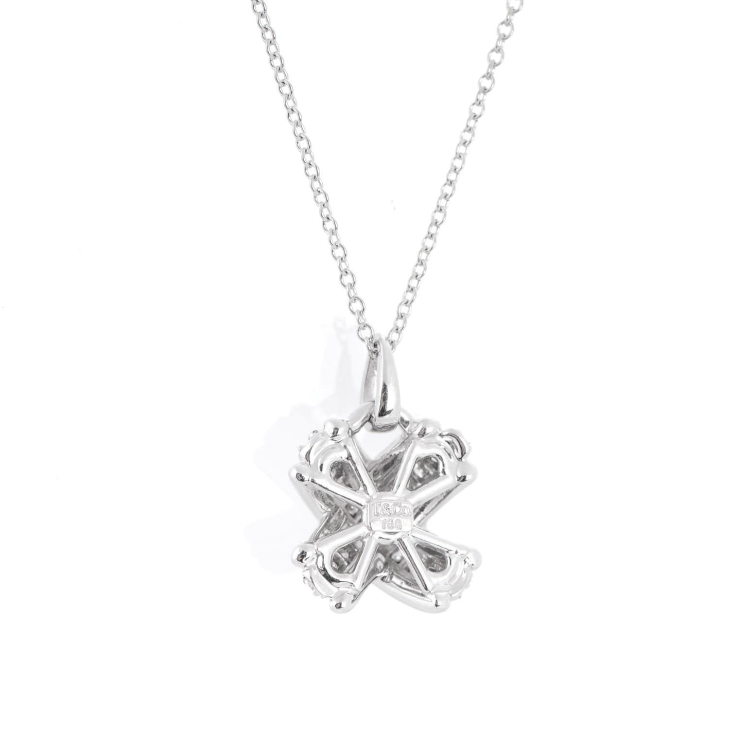 TIFFANY & Co. 18 Karat Weißgold Diamant-Halskette mit X-Anhänger, 12 mm Signatur X 1