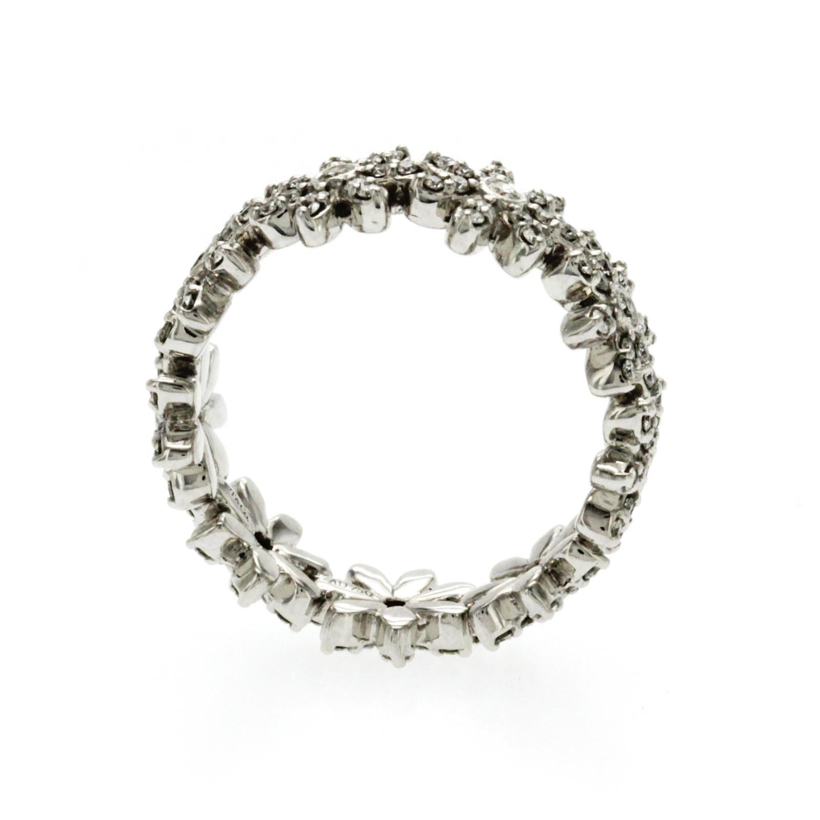 18 Karat Weißgold Diamant Metro Gänseblümchenband Ring von Tiffany & Co. für Damen oder Herren im Angebot