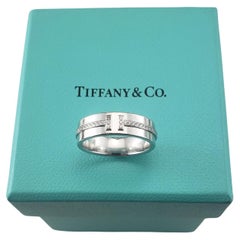 Tiffany & Co. Bague T en or blanc 18 carats et diamants 5,5  #17222