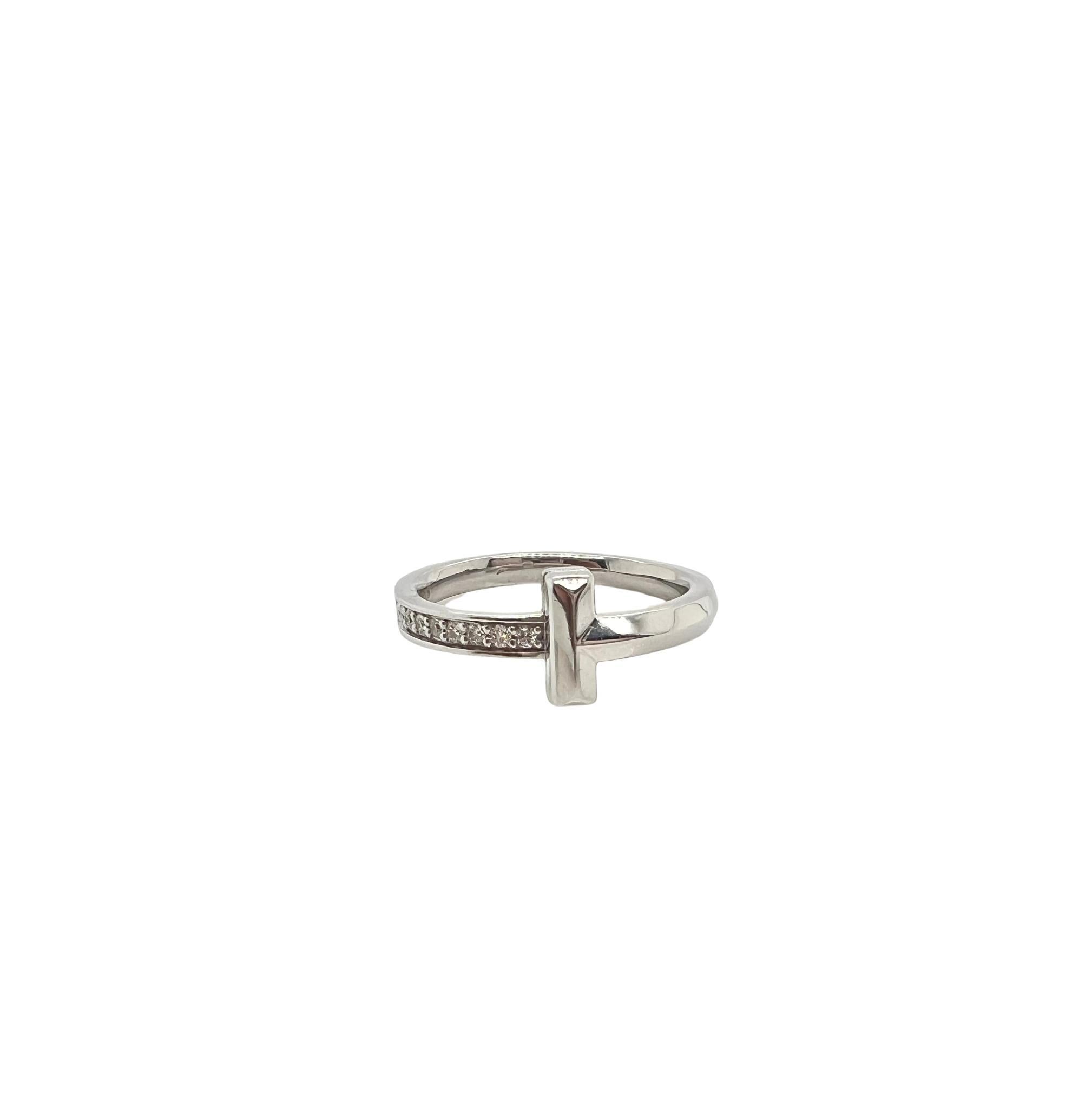 Tiffany & Co Anillo T de Diamantes en Oro Blanco de 18k Corte redondo en venta