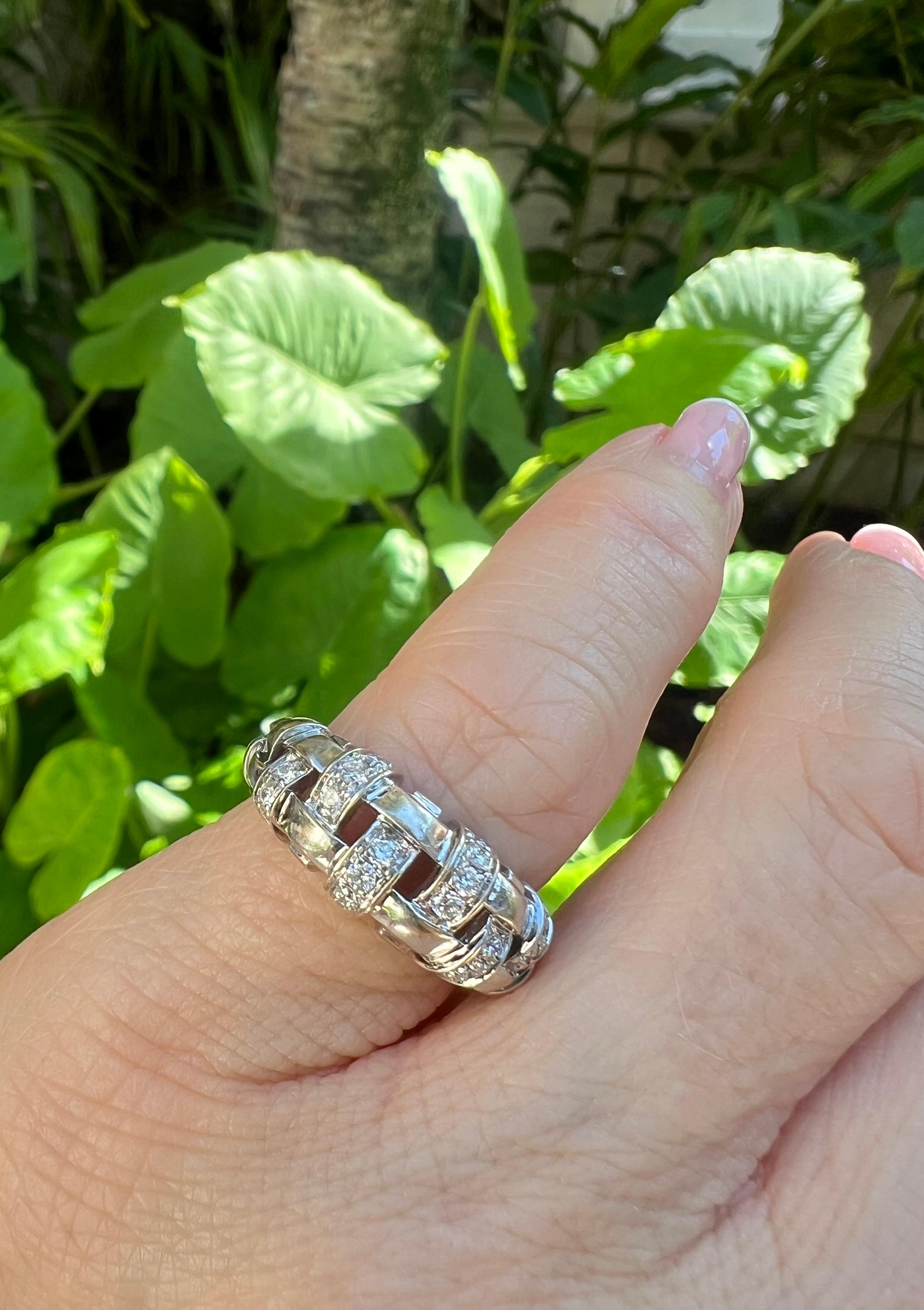 Tiffany & Co. 18k Weißgold Diamant Vannerie Ring Damen im Angebot
