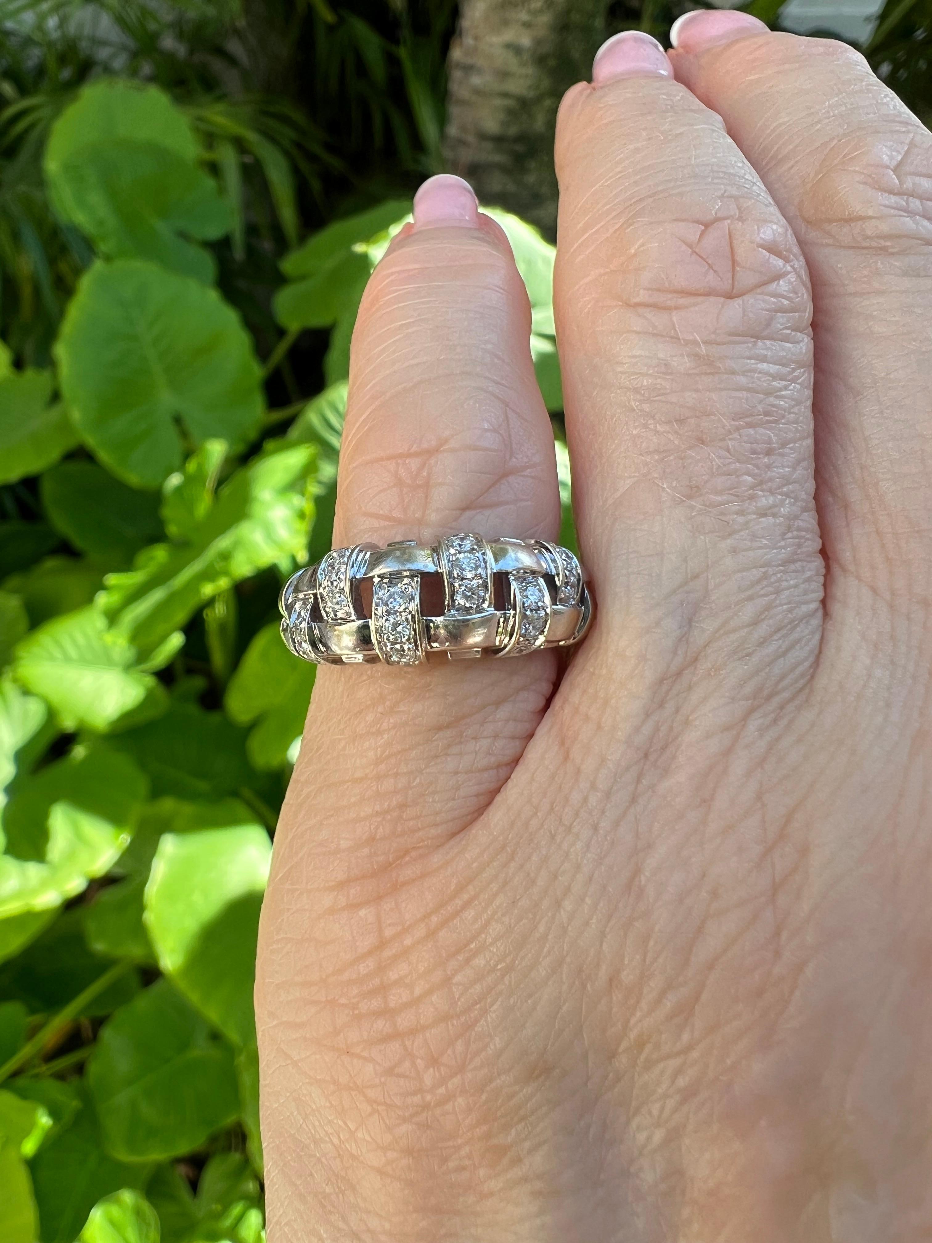 Tiffany & Co. 18k Weißgold Diamant Vannerie Ring im Angebot 1