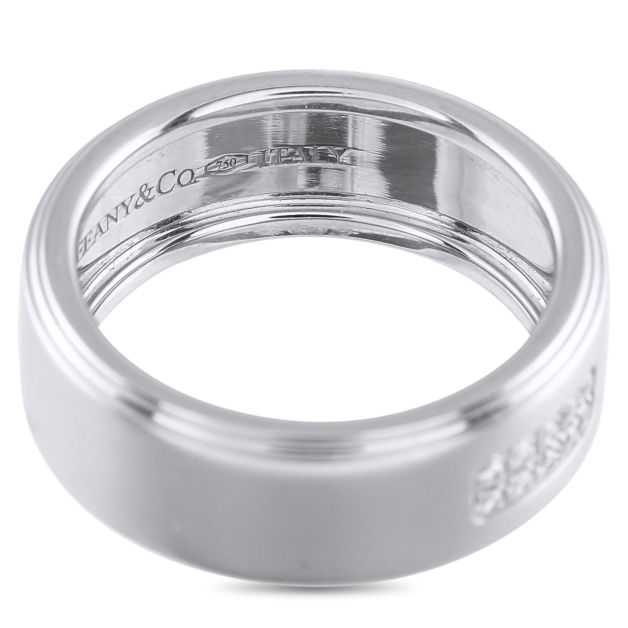 Donna Anello a fascia larga con diamanti in oro bianco 18 carati di Tiffany & Co. in vendita