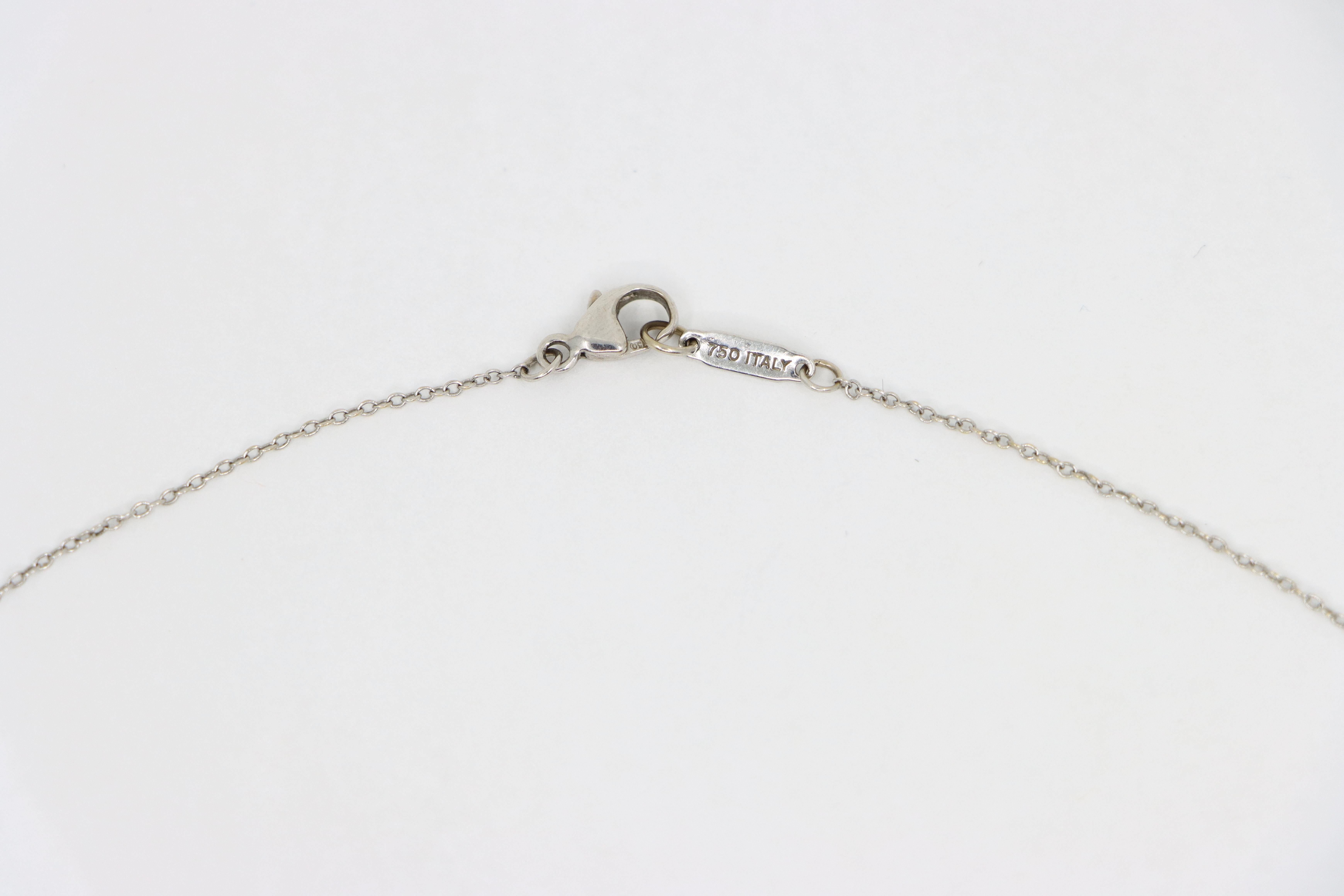 Collana con ciondolo quadrato con diamanti in oro bianco 18 carati di Tiffany & Co. in vendita 6