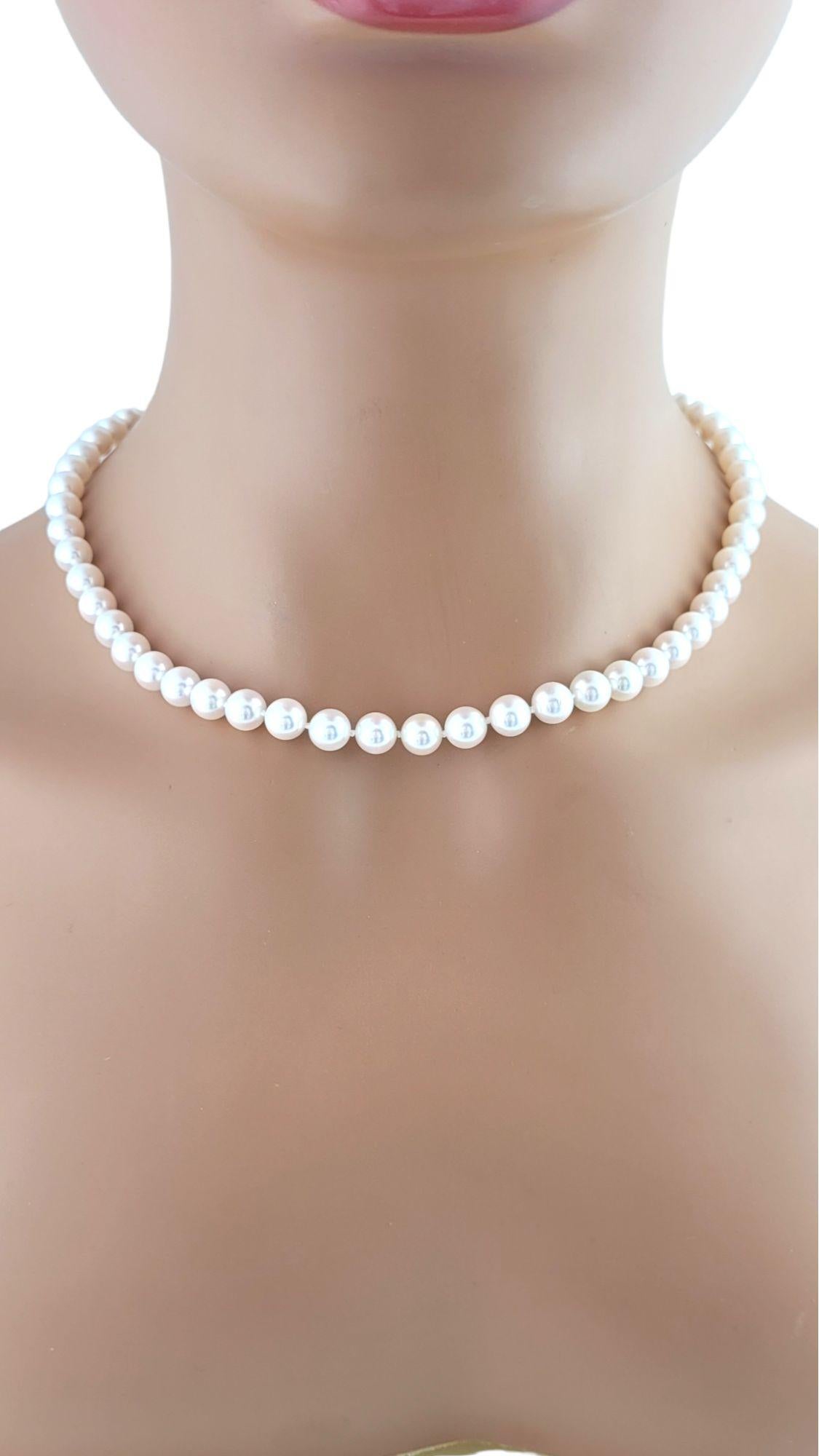Tiffany & Co. Collier de perles en or blanc 18K 18.5