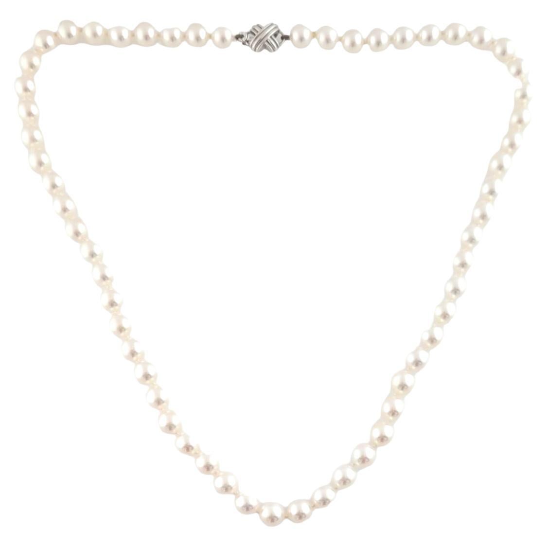 Tiffany & Co. Collier de perles en or blanc 18K 18.5" #14735 en vente