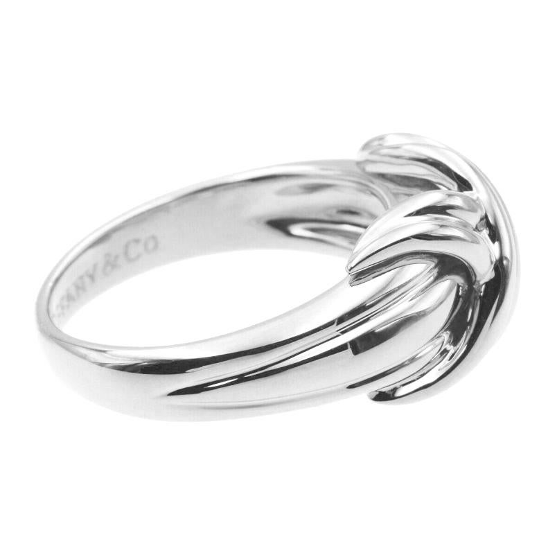 TIFFANY & Co. 18K White Gold Signature X Ring 6 In Excellent Condition For Sale In Los Angeles, CA
