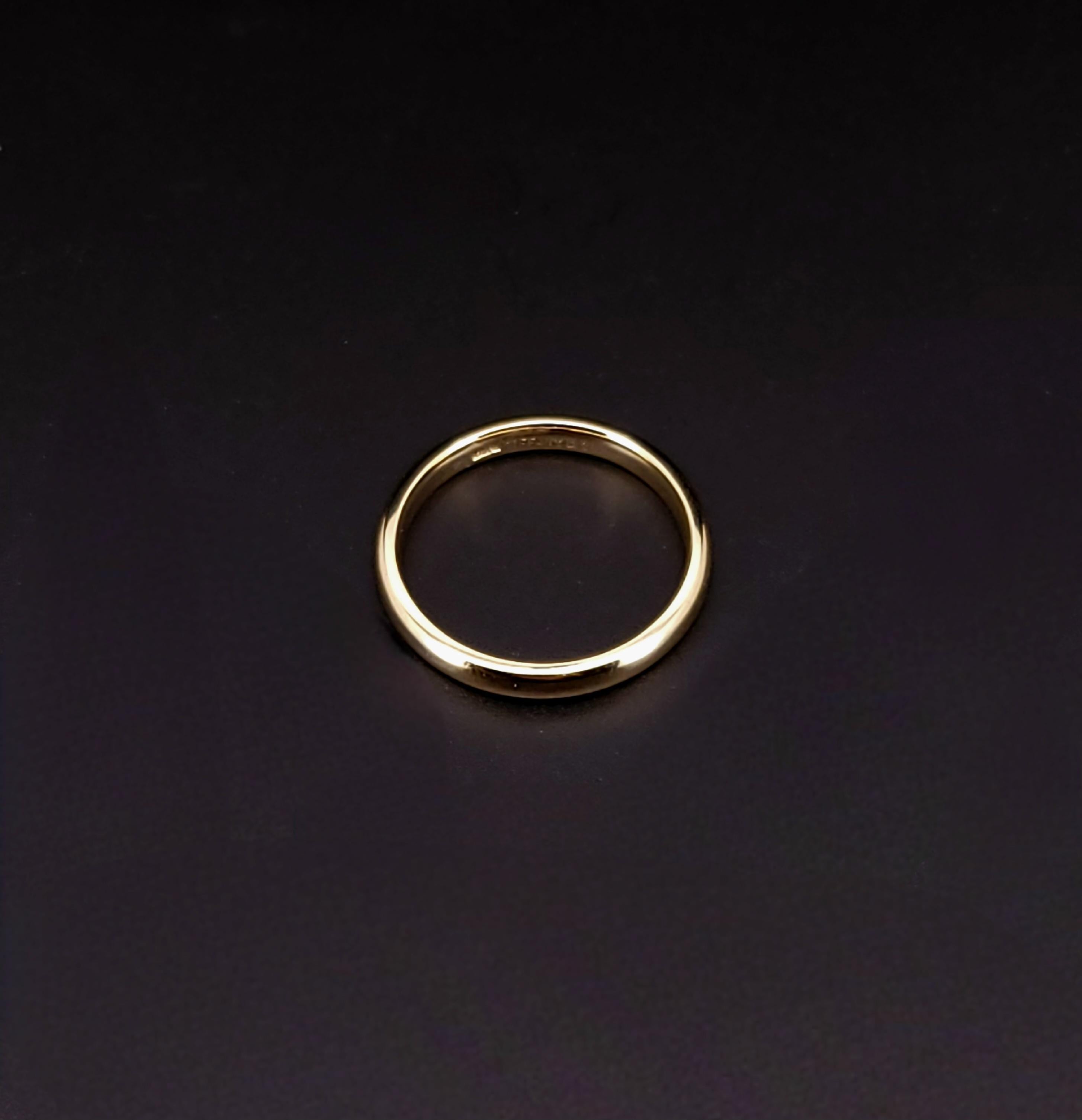 Women's TIFFANY & Co. 18K Yellow Gold 3mm Wedding Band Size 7.25 For Sale