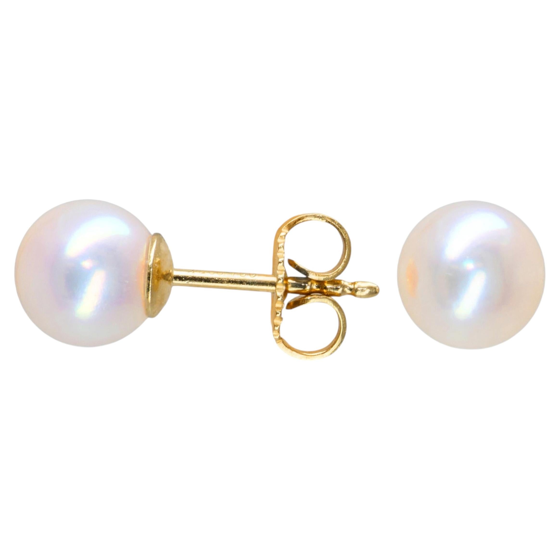 Boucles d'oreilles à clous Tiffany & Co. en or jaune 18 carats avec perles Akoya