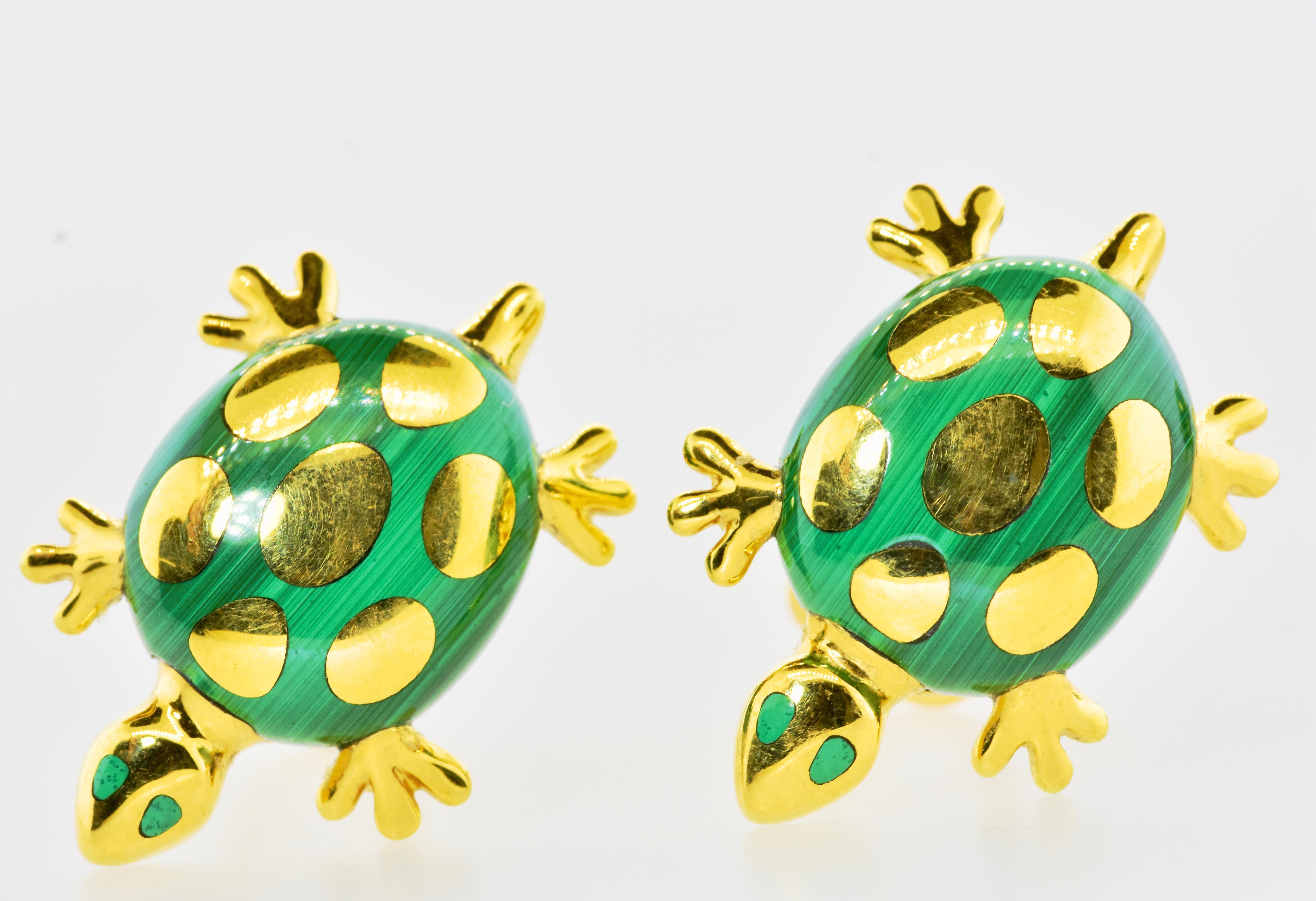 Tiffany & Co. 18K Yellow Gold and Malachite Earring and Brooch Set, c. 1990 In Excellent Condition In Aspen, CO