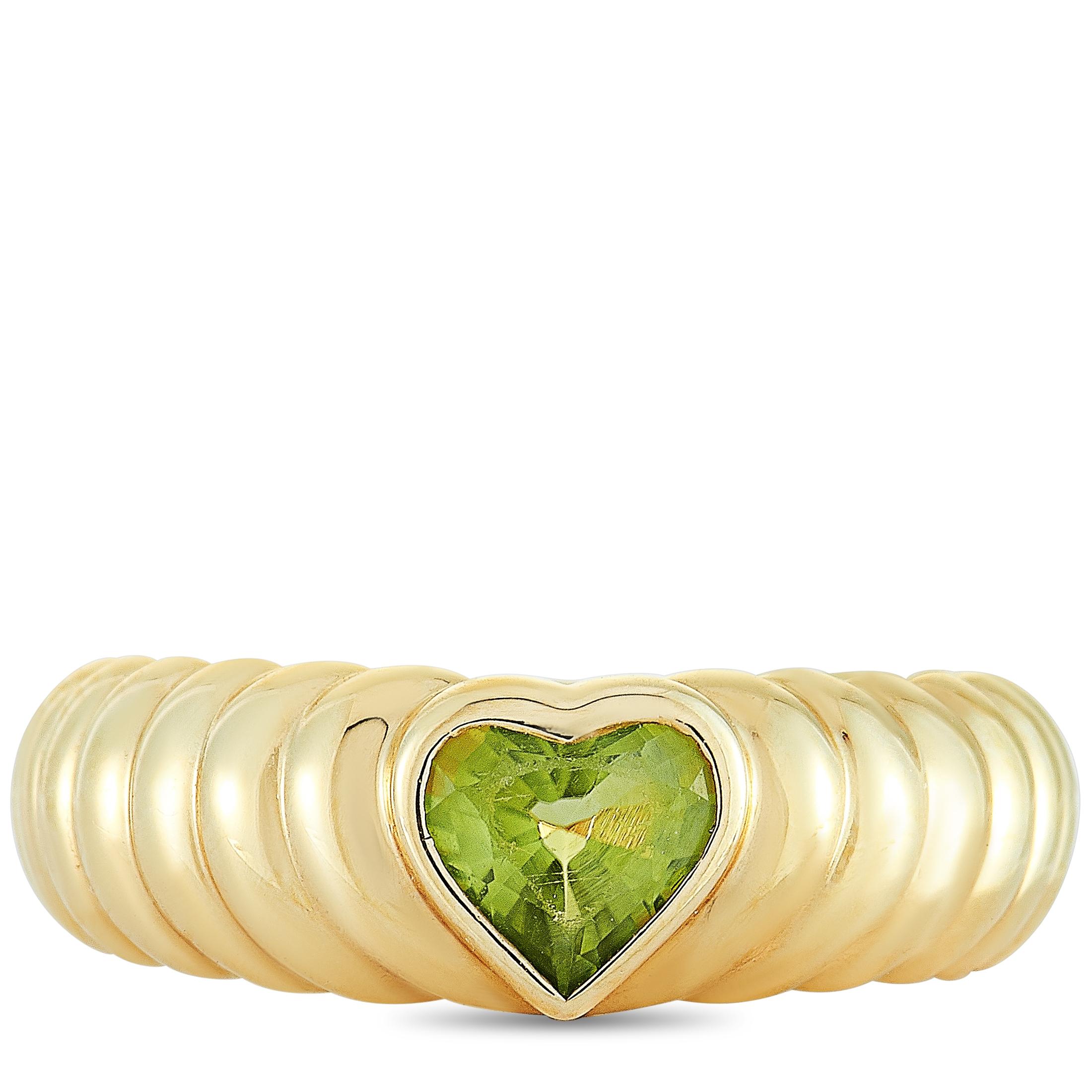 Tiffany & Co. 18 Karat Yellow Gold and Peridot Heart Band Ring 1