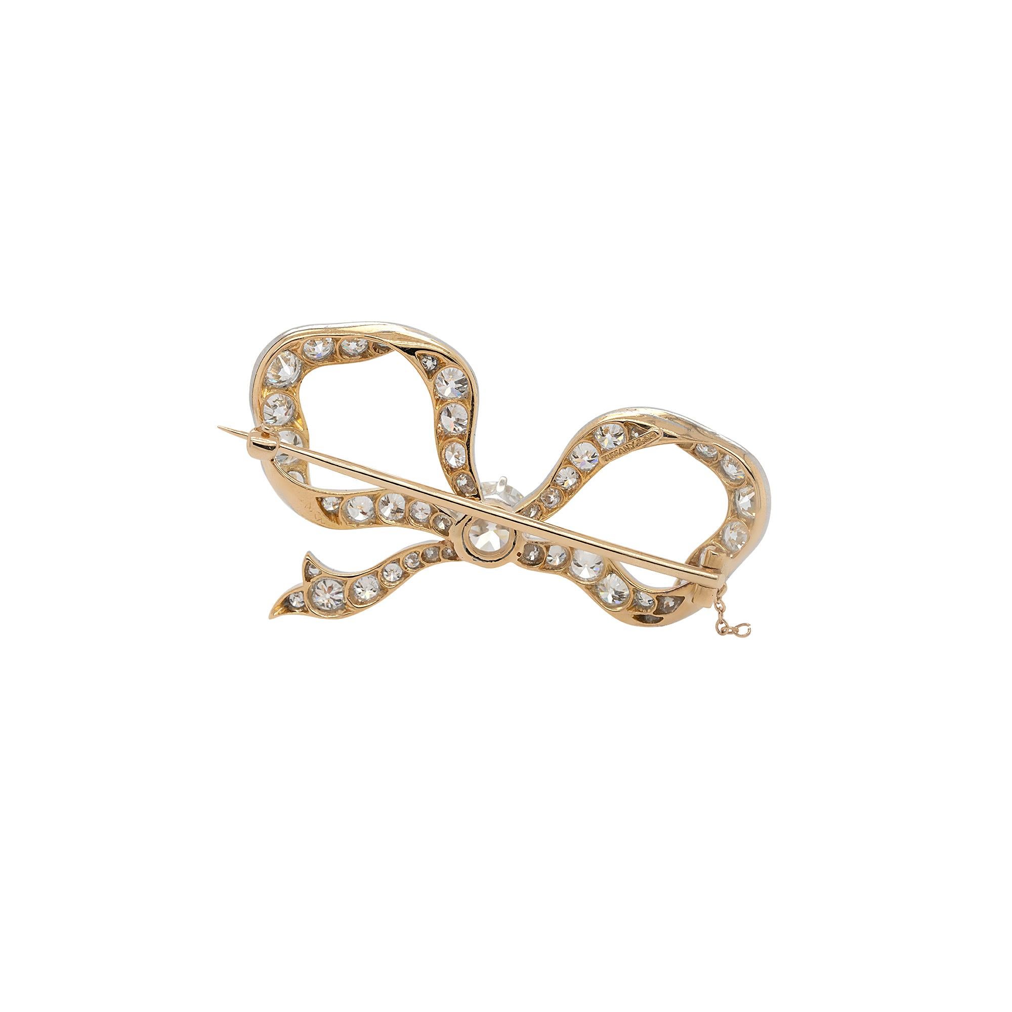 Broche con lazo de diamantes naturales Tiffany & Co. de oro amarillo de 18 quilates y platino de 8,00 quilates Corte redondo en venta