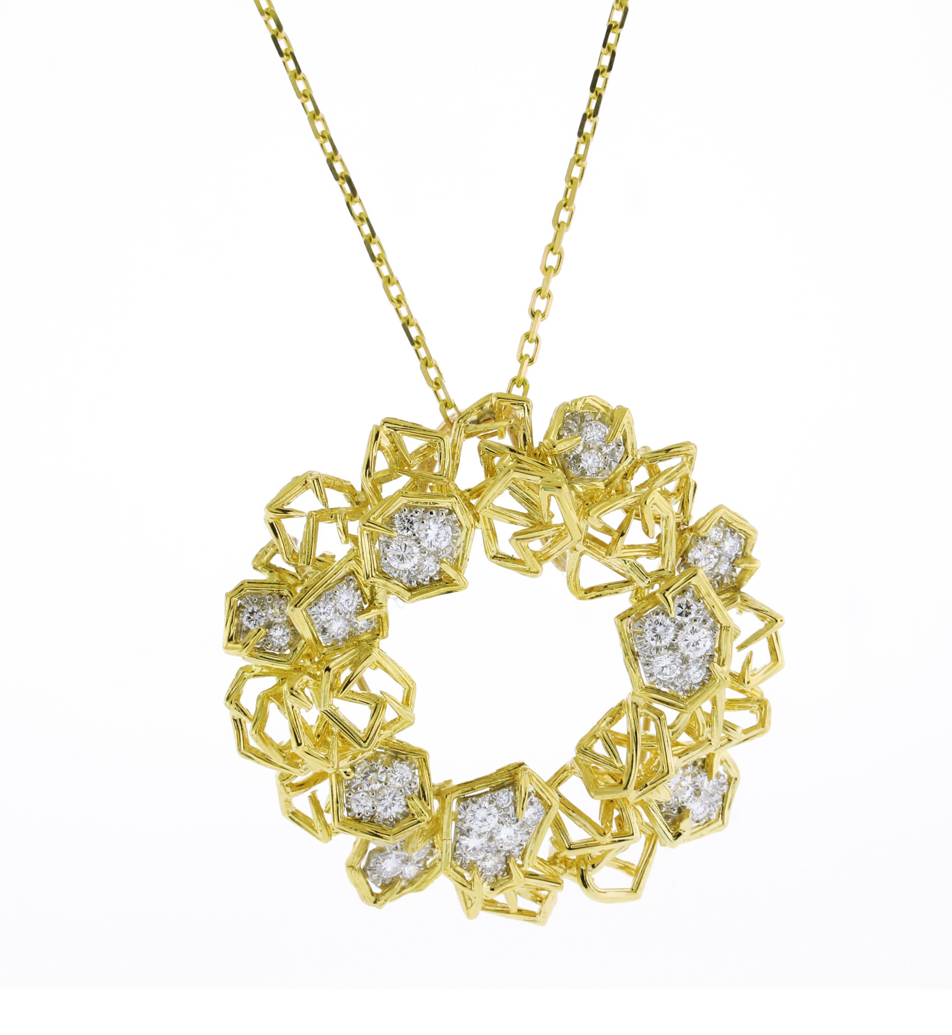 Tiffany & Co. 18K Yellow Gold and Platinum Brooch/Pendant with Diamonds In Excellent Condition For Sale In Bethesda, MD