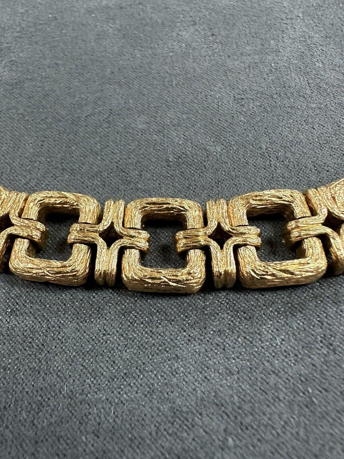 Tiffany & Co. 18K Yellow Gold Bamboo Motif Bracelet Vintage, circa 1960s In Excellent Condition In Beverly Hills, CA