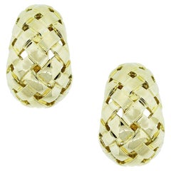 Tiffany & Co. 18k Yellow Gold Basket Weave Clip on Earrings circa 1989 Vintage