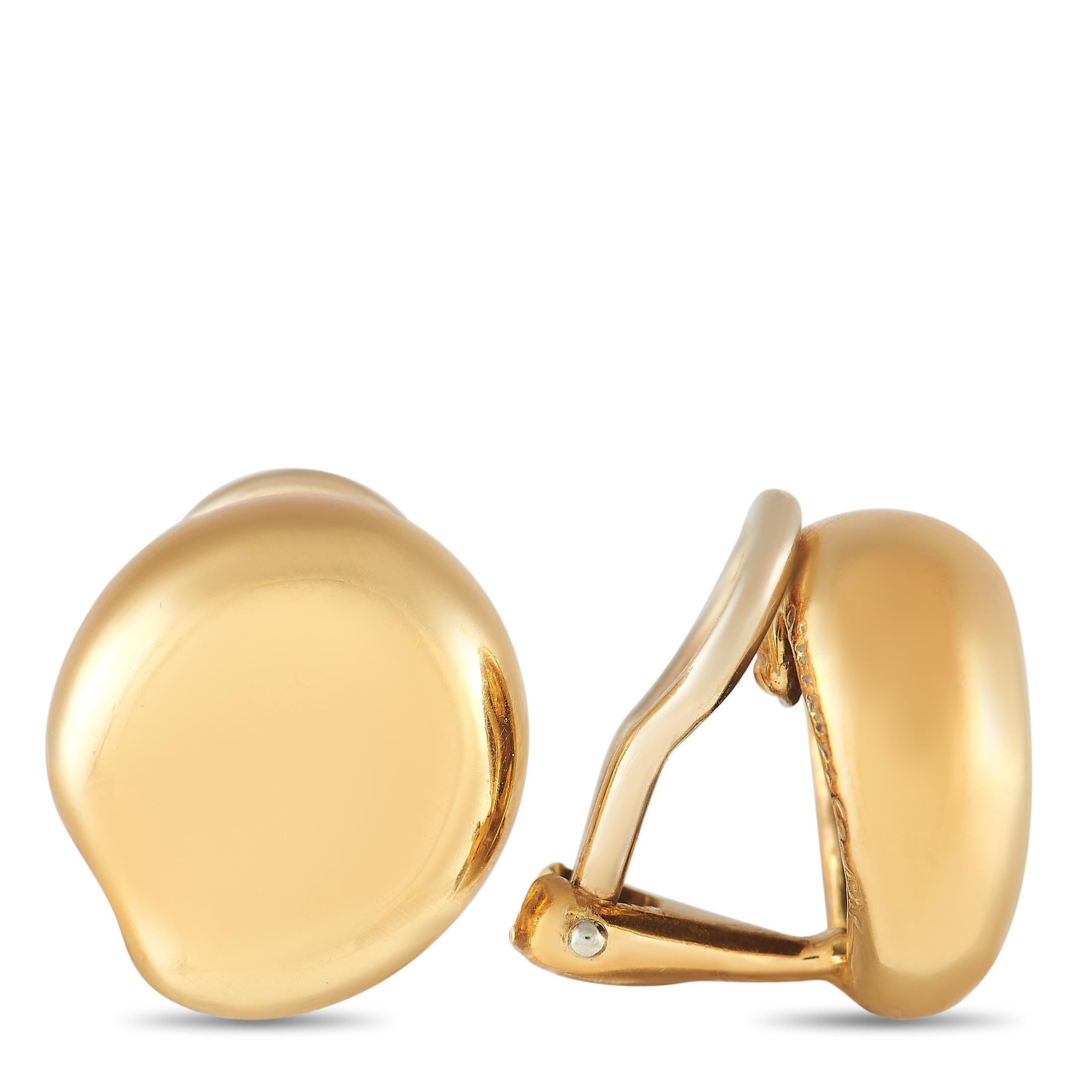 Designed by Elsa Peretti under her trademarked Bean design, these yellow gold clip-on earrings can polish any outfit with feminine elegance. These clip-ons feature smooth contours and soft curves modeled after the natural and organic quality of a