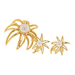 Tiffany & Co. 18K Yellow Gold Brooch and Earrings Star Motif Jewelry Set