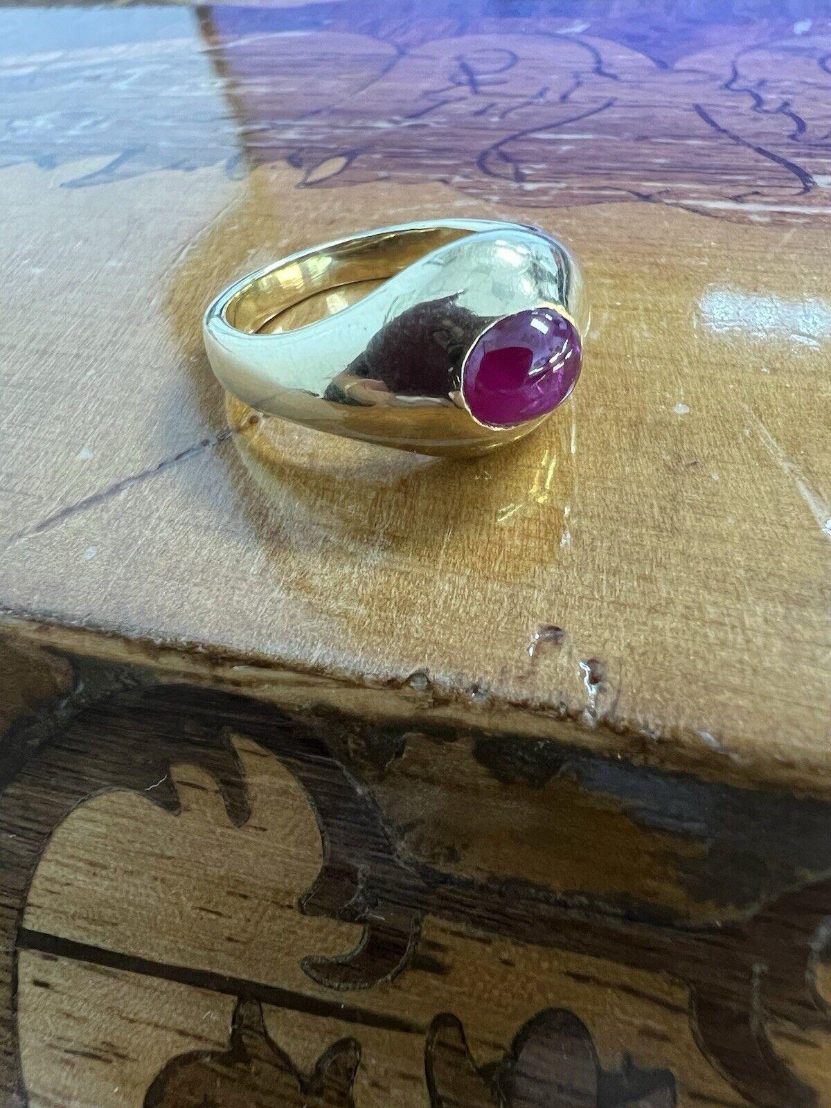 Oval Cut TIFFANY & CO. 18k Yellow Gold & Cabochon Ruby Gypsy Ring 1960s Vintage