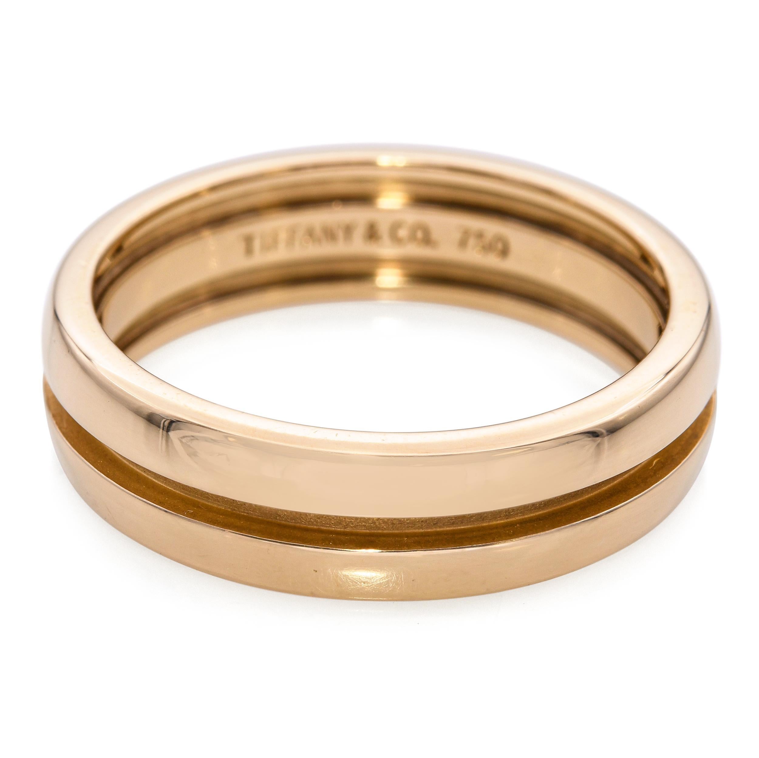 Fascia nuziale da uomo con canale in oro giallo 18k di Tiffany & Co. In condizioni buone in vendita a New York, NY