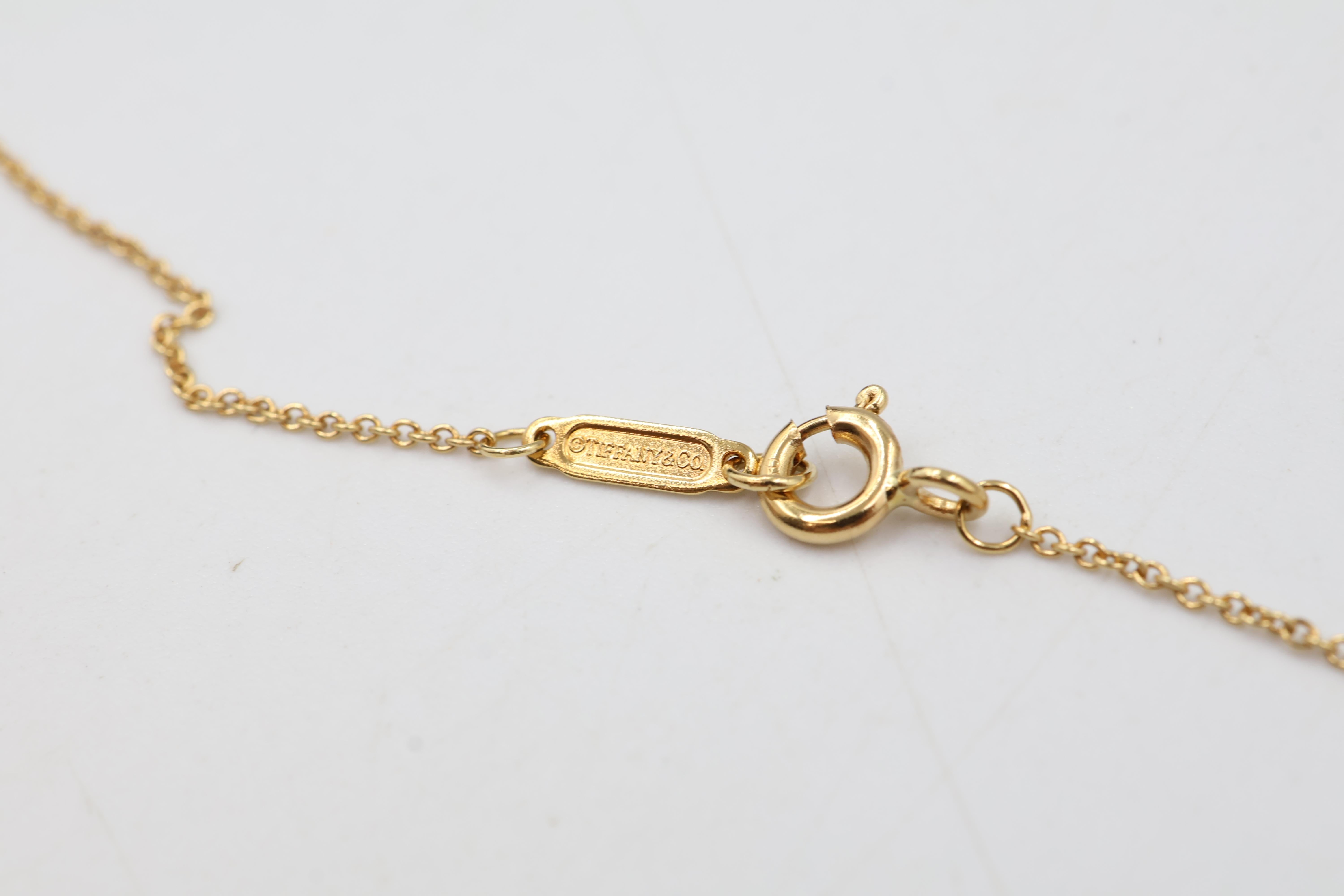 Collar Colgante Círculo Oro Amarillo 18k Tiffany & Co. en Excelente estado para la venta en Vaughan, CA