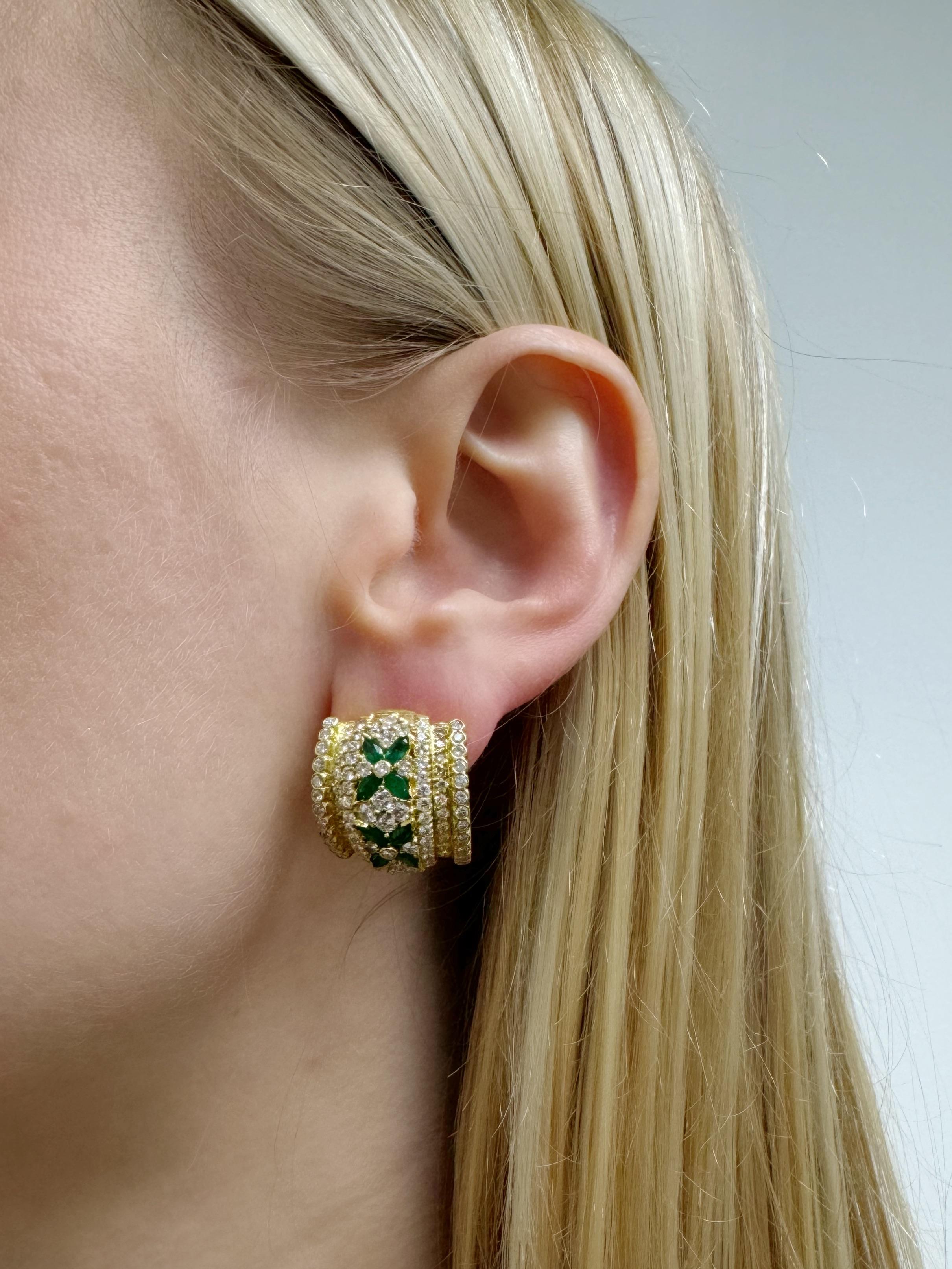 Tiffany & Co., 18K Yellow Gold, Diamond and Emerald Earrings In Excellent Condition For Sale In Chicago, IL