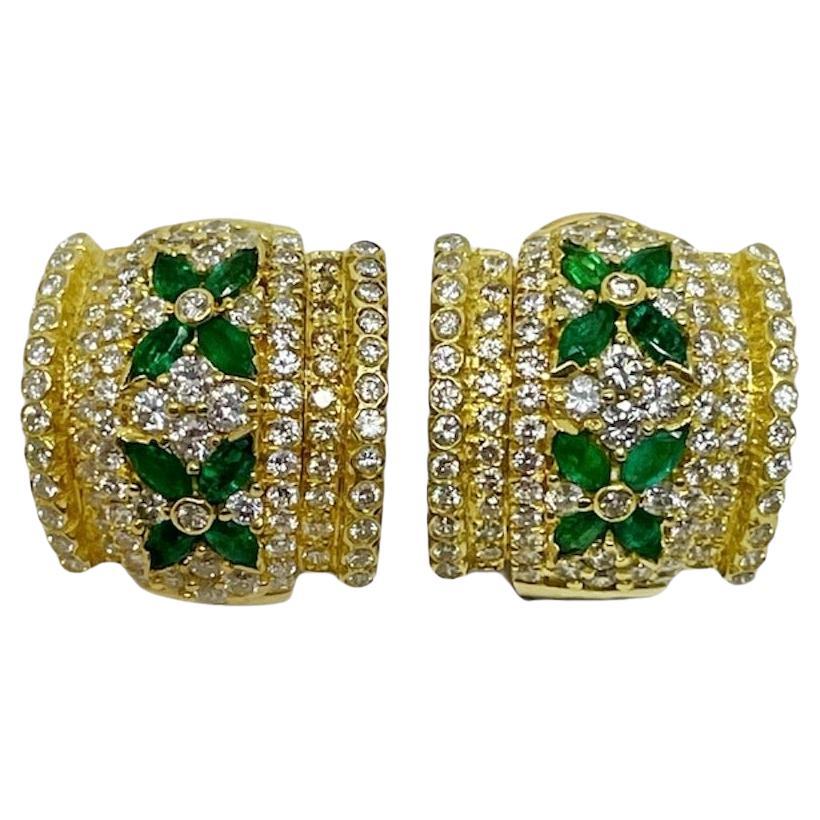 Tiffany & Co., 18K Yellow Gold, Diamond and Emerald Earrings For Sale