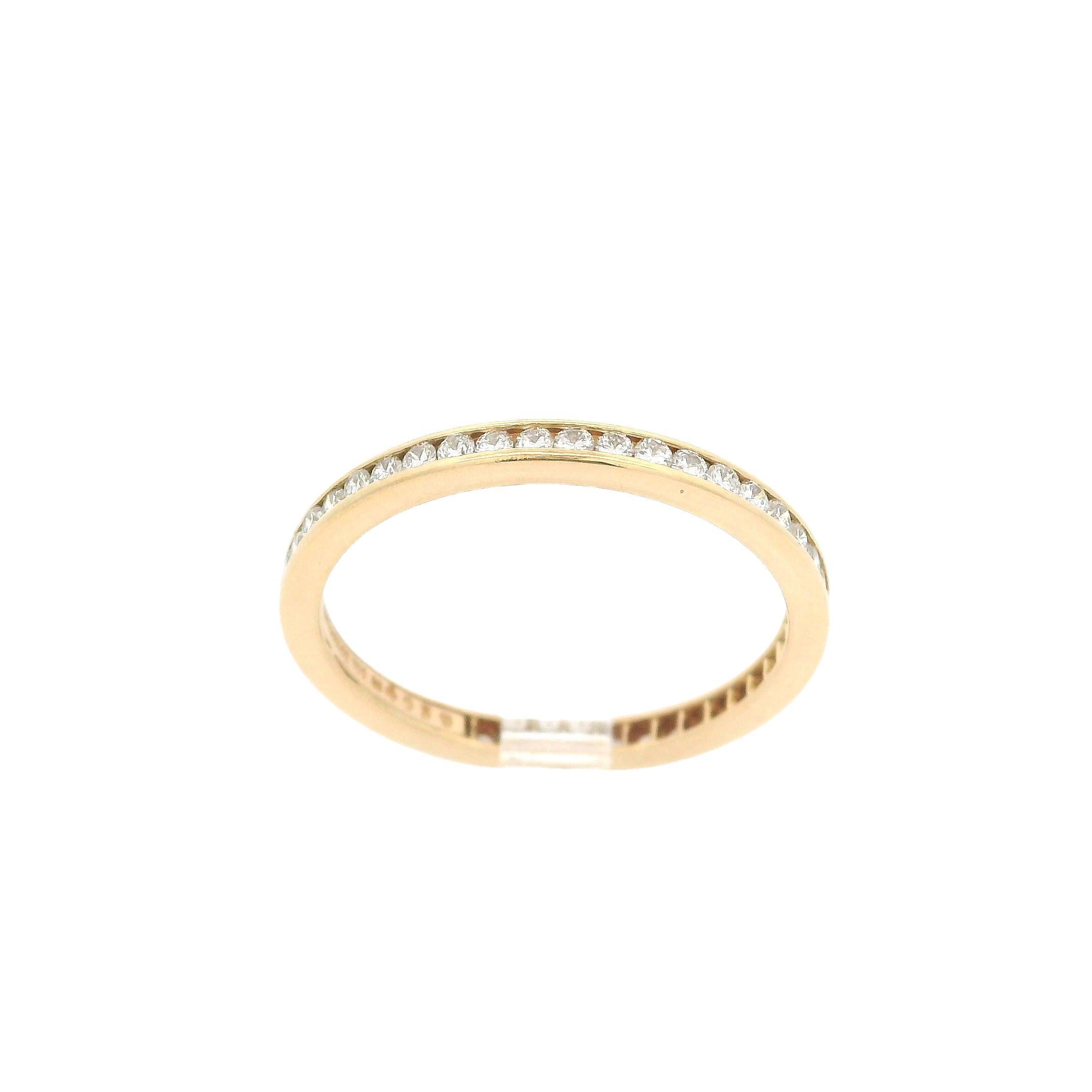Tiffany & Co. Anillo de oro amarillo de 18 quilates con canal de diamantes de 2,1 mm y banda de eternidad infinita en venta 2