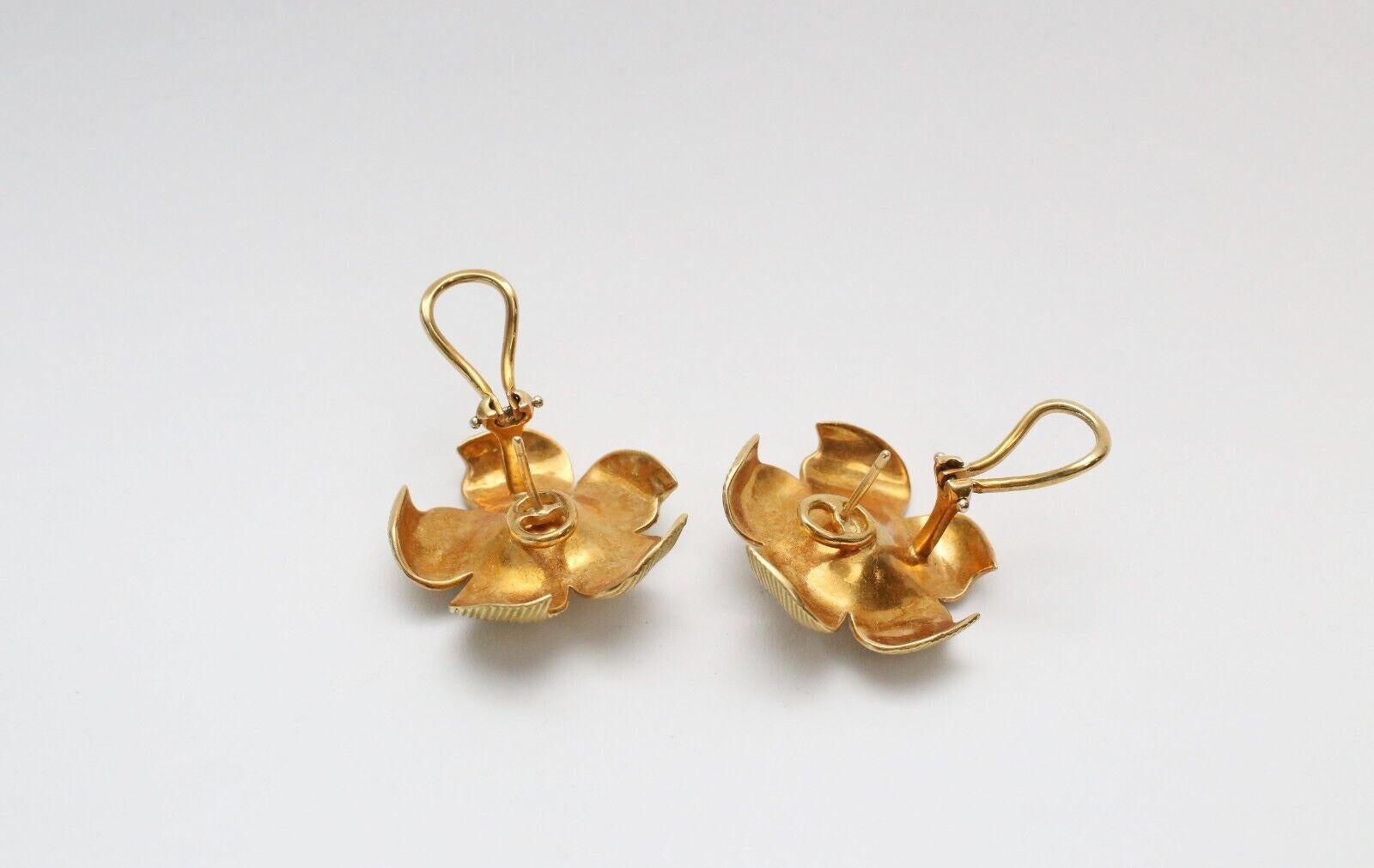 Tiffany & Co. 18k Yellow Gold Diamond Dogwood Flower Earrings, 18.3g For Sale 1