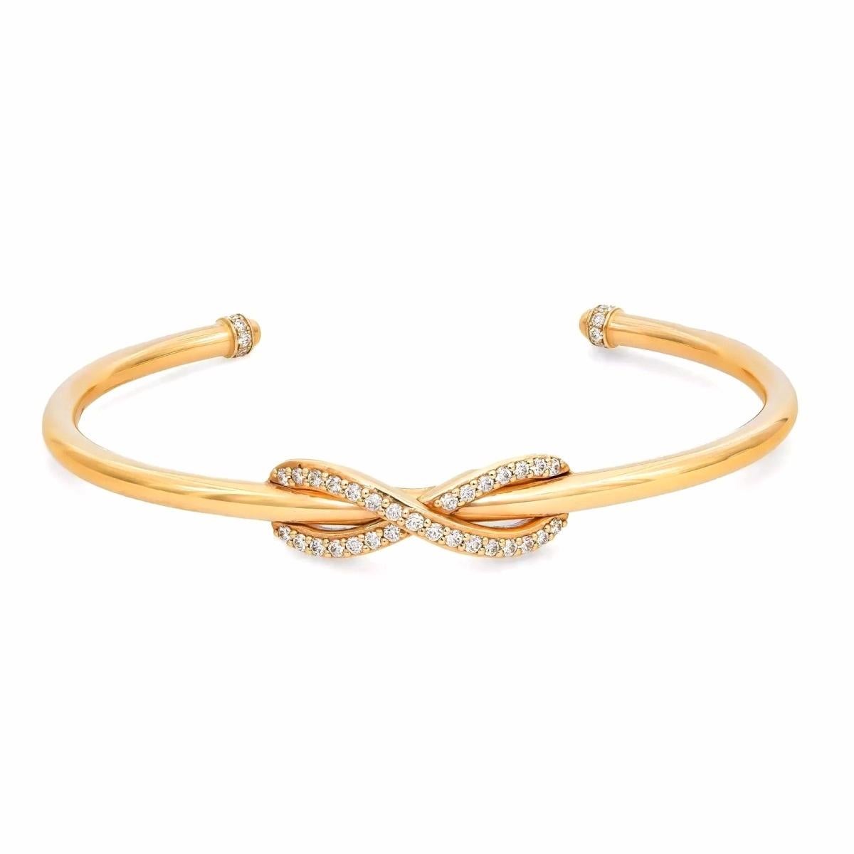 Taglio rotondo Bracciale Infinity con diamanti in oro giallo 18 carati TIFFANY & Co. in vendita