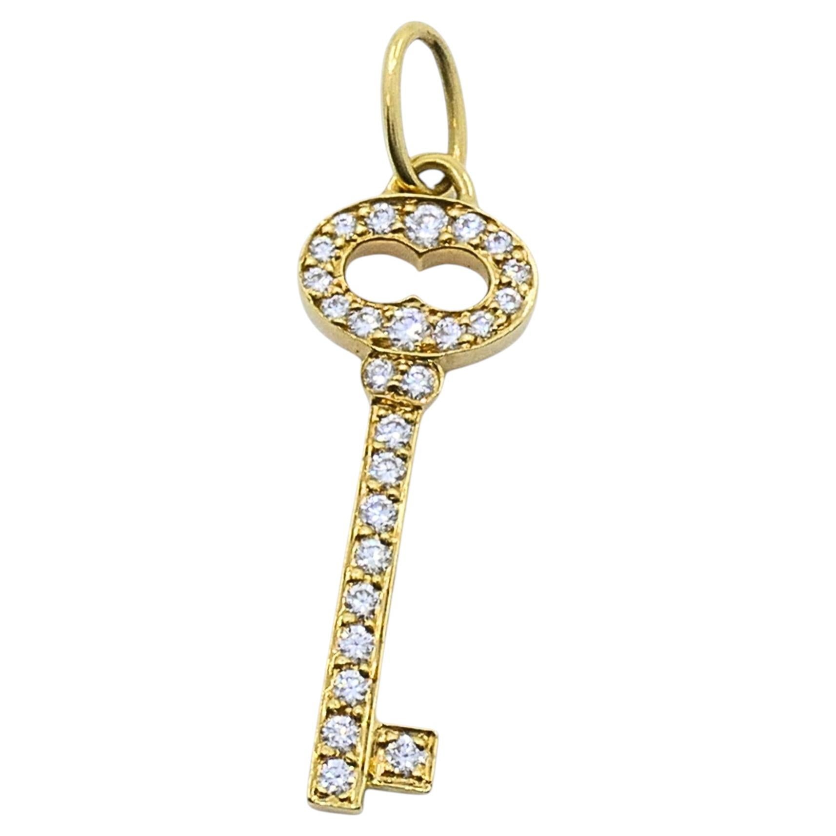 Tiffany & Co. Pendentif clé en or jaune 18k avec diamants en vente