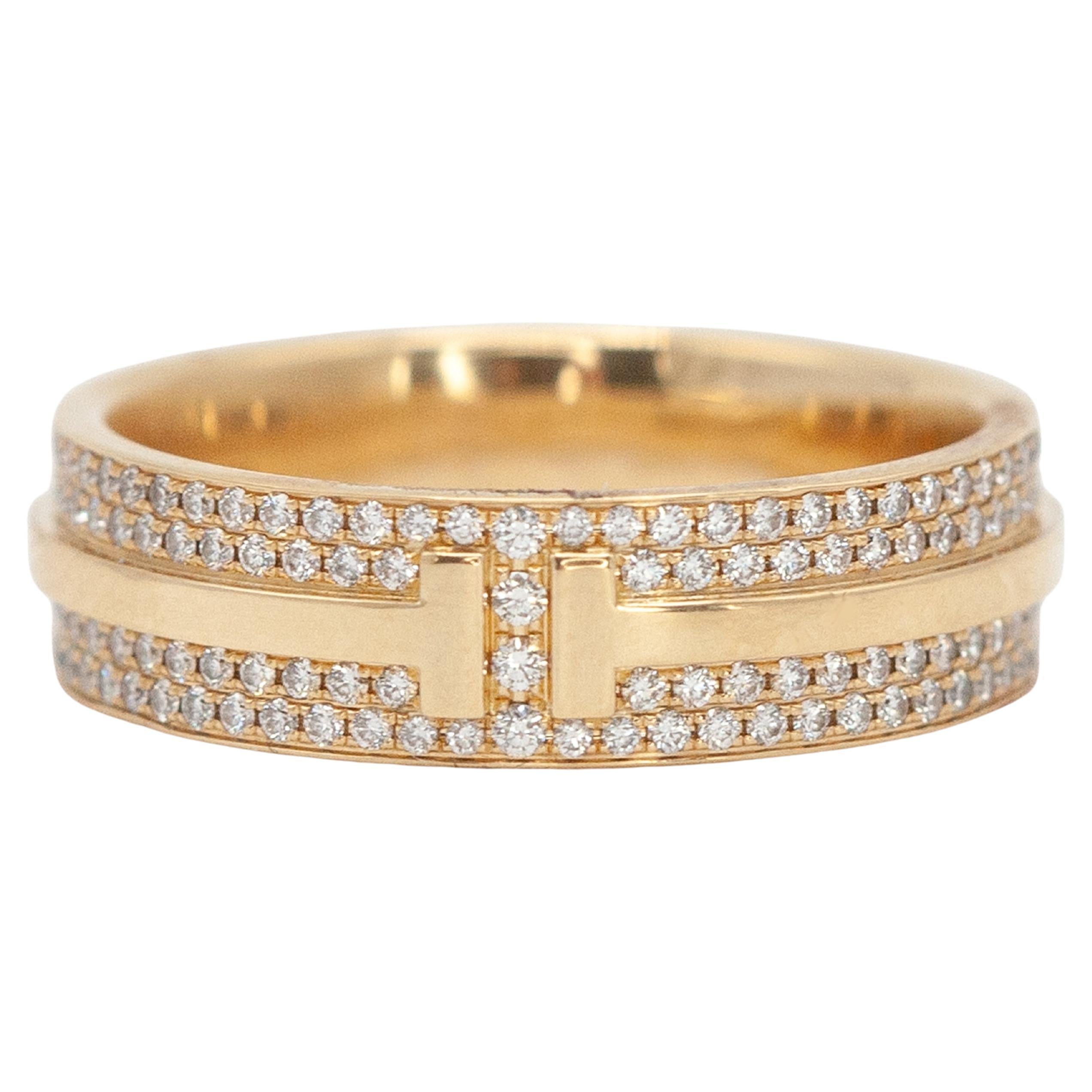 Tiffany 
Co. 18K Yellow Gold Diamond T-Motif Eternity Band Ring en venta