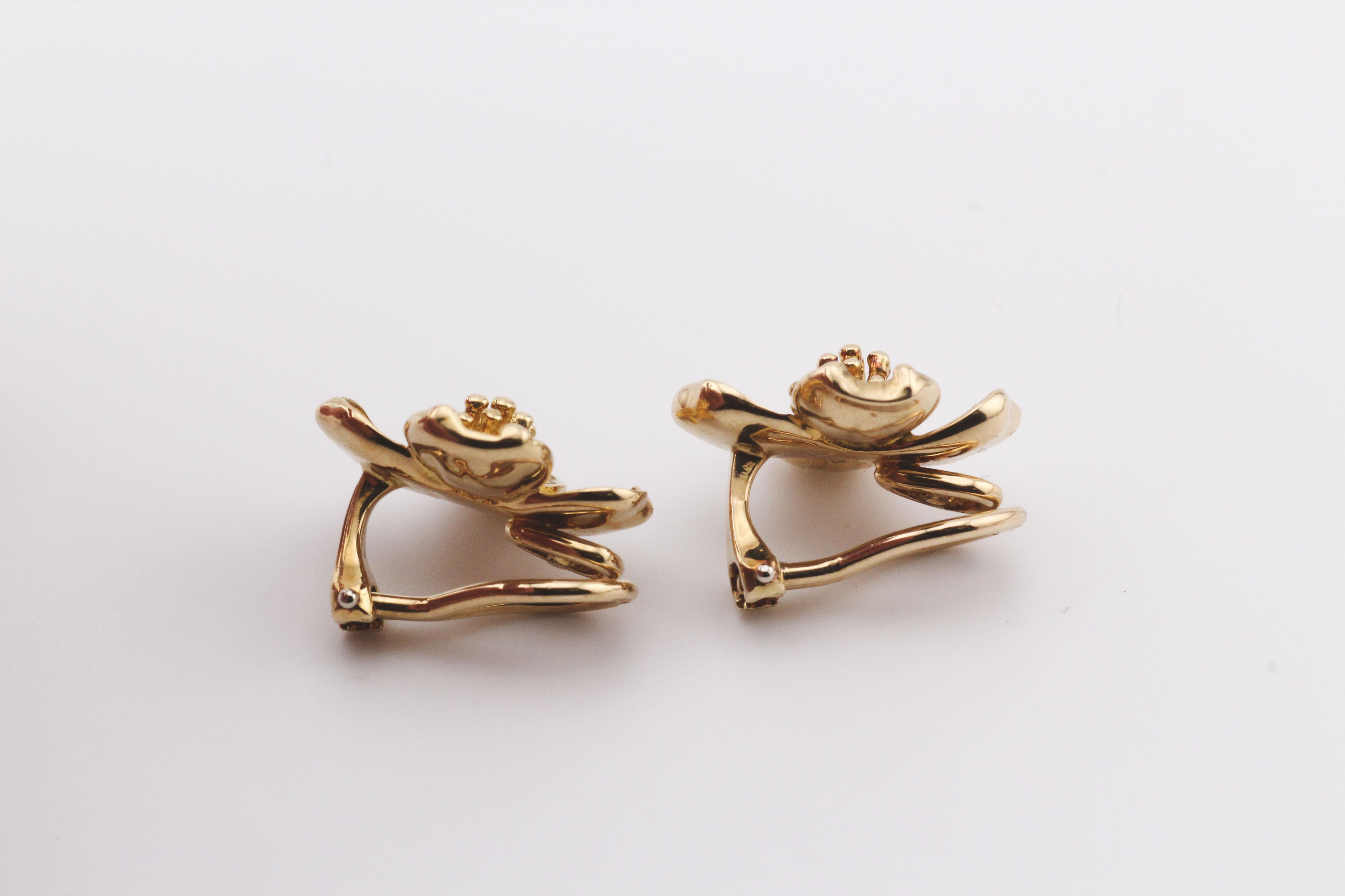 Tiffany & Co. 18K Yellow Gold Dogwood Flower Earrings 1
