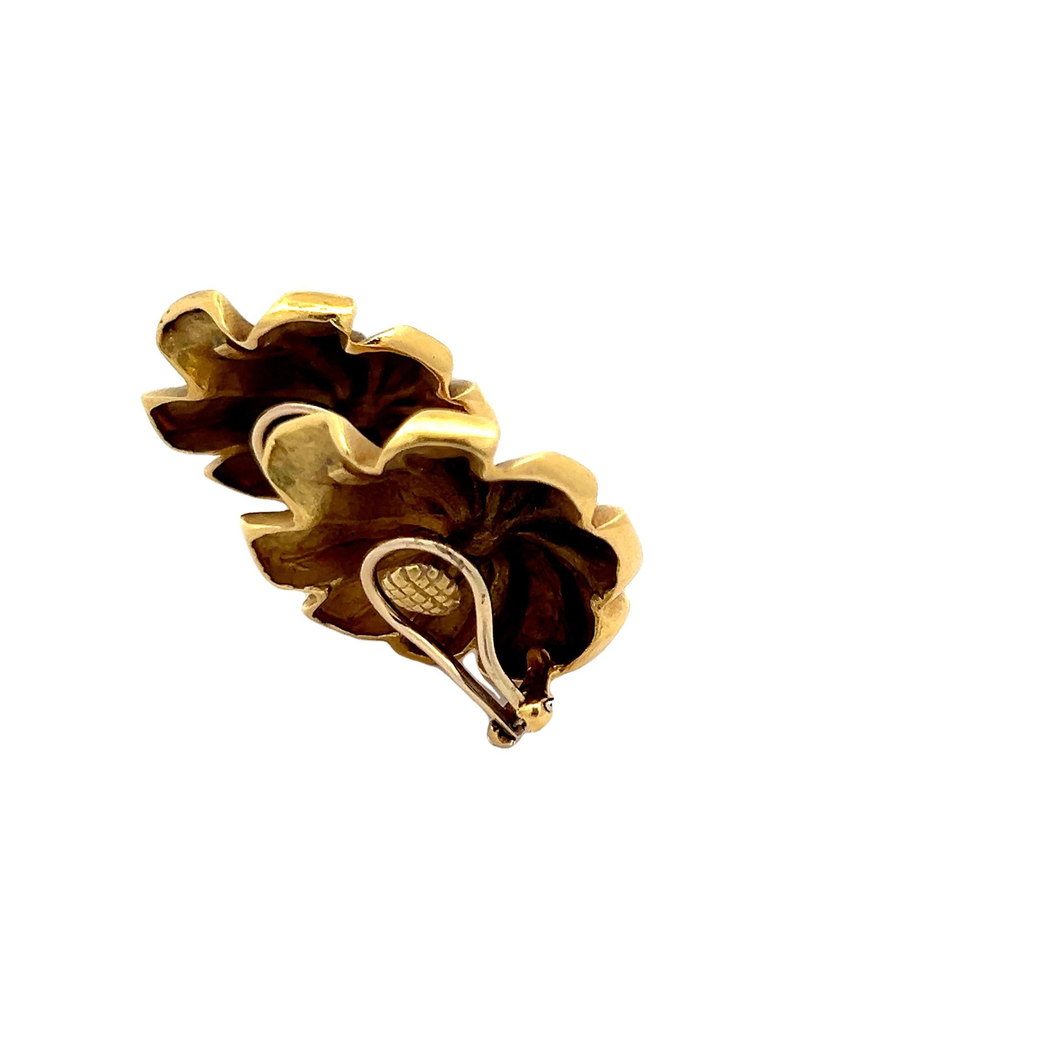 Tiffany & Co. 18k Gelbgold Ohrringe, großes Blumenmotiv im modernistischen Stil Damen im Angebot