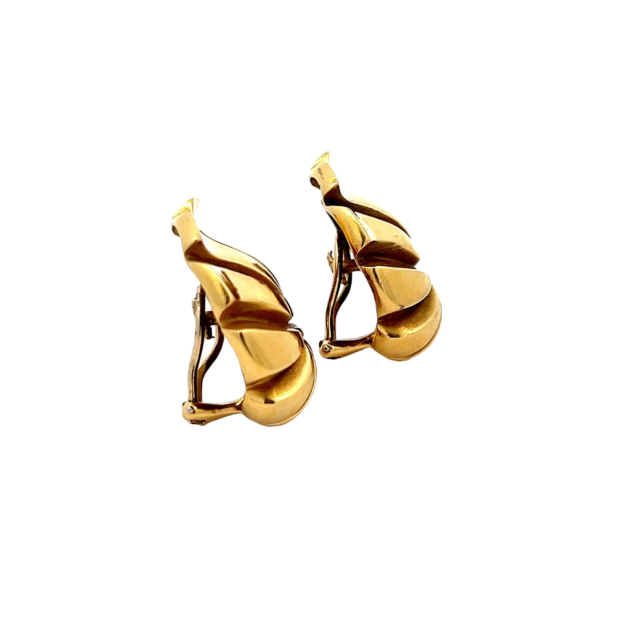 Tiffany & Co. 18k Gelbgold Ohrringe, großes Blumenmotiv im modernistischen Stil im Angebot 1