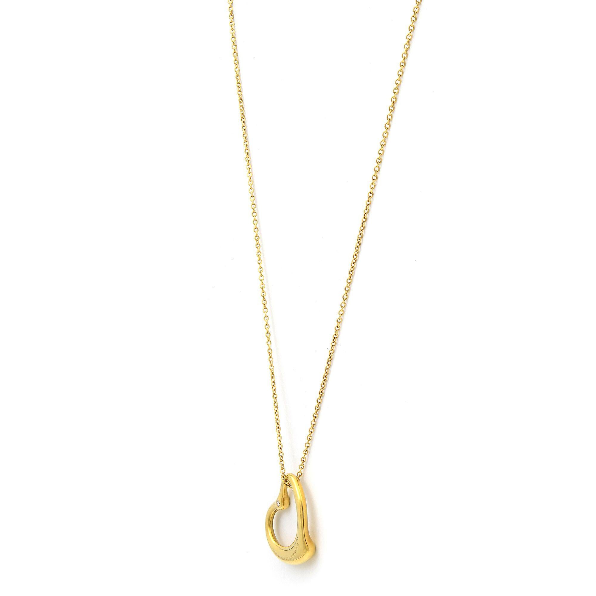 Round Cut Tiffany & Co 18 Karat Gold Elsa Peretti Open Heart Pendant Necklace 0.04 Carat