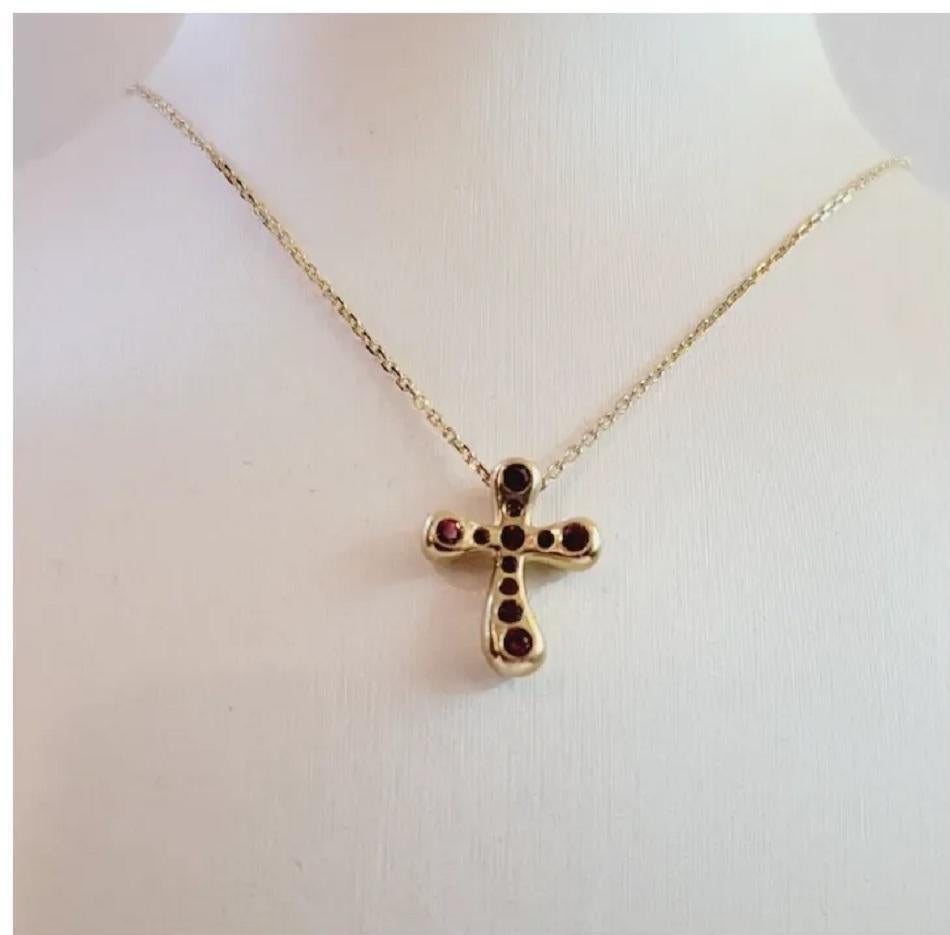 Tiffany & Co. 18K Yellow Gold Elsa Perreti Ruby Cross Necklace In Excellent Condition For Sale In New York, NY