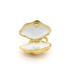 Tiffany & Co. 18k Yellow Gold Enamel Pearl Open Seashell Oyster Charm Pendant