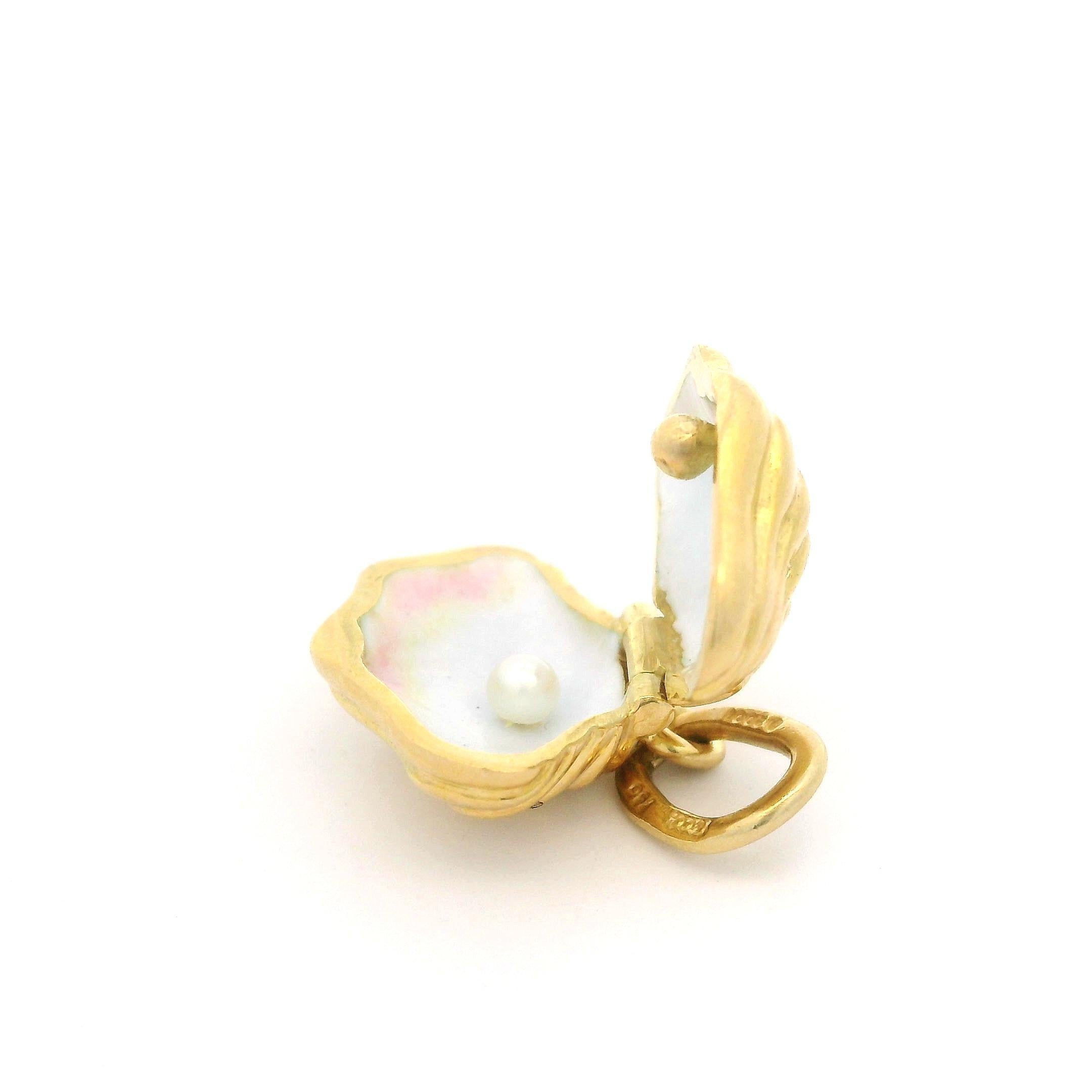 Round Cut Tiffany & Co. 18k Yellow Gold Enamel Pearl Open Seashell Oyster Charm Pendant